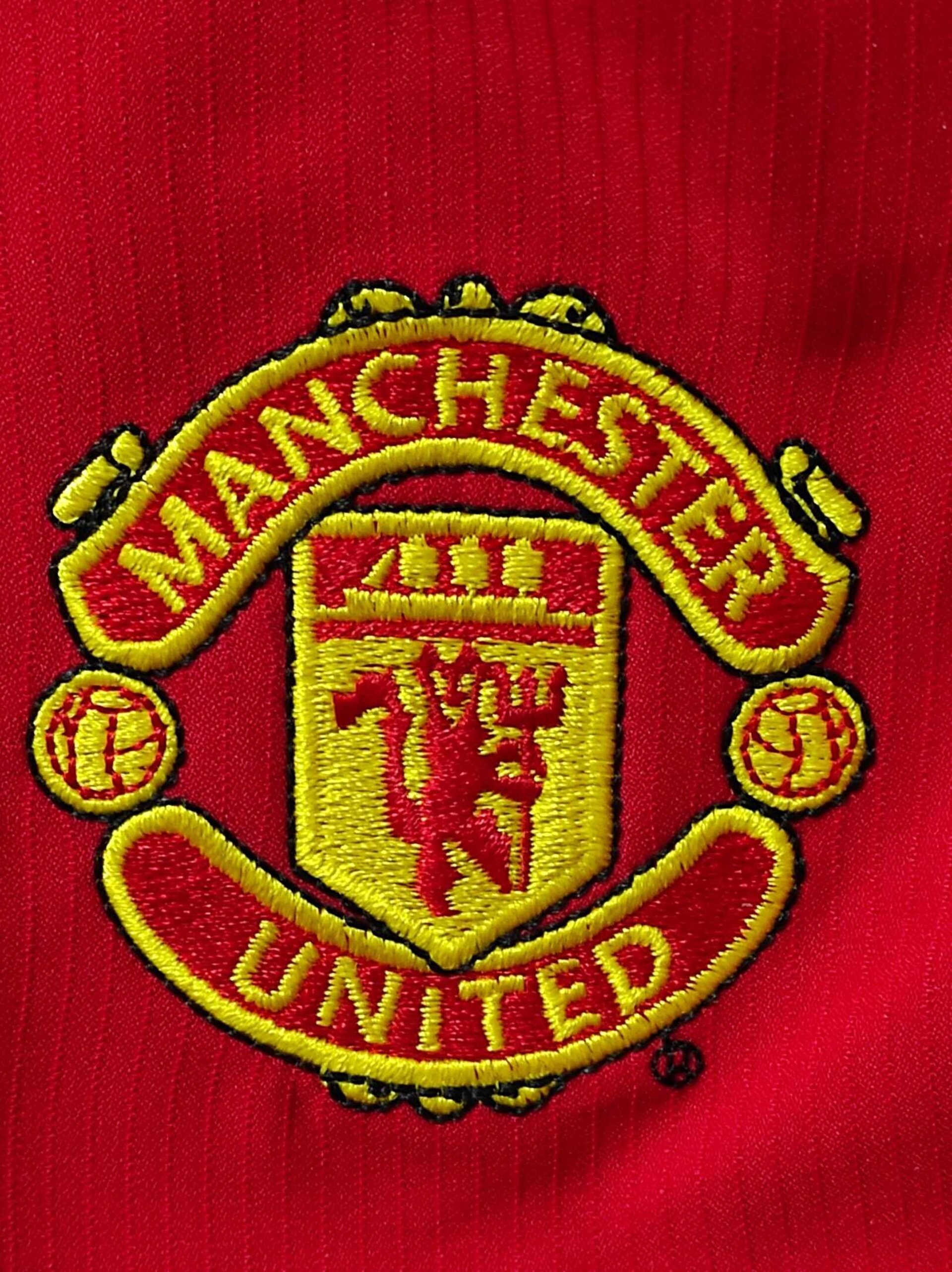 MANCHESTER UNITED 2004-2005 M - 3