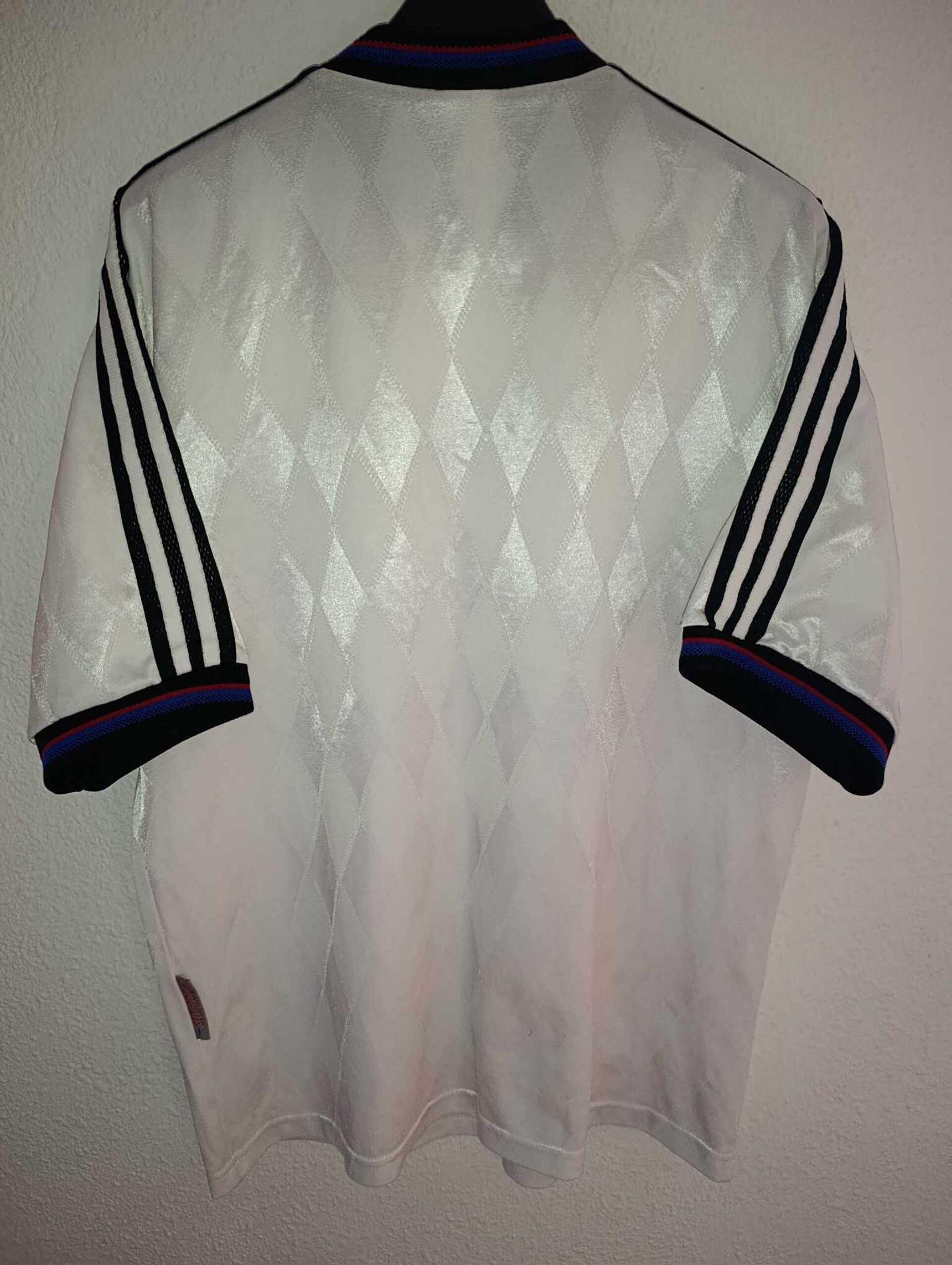 BAYERN MUNICH 1995-1997 away M - 9