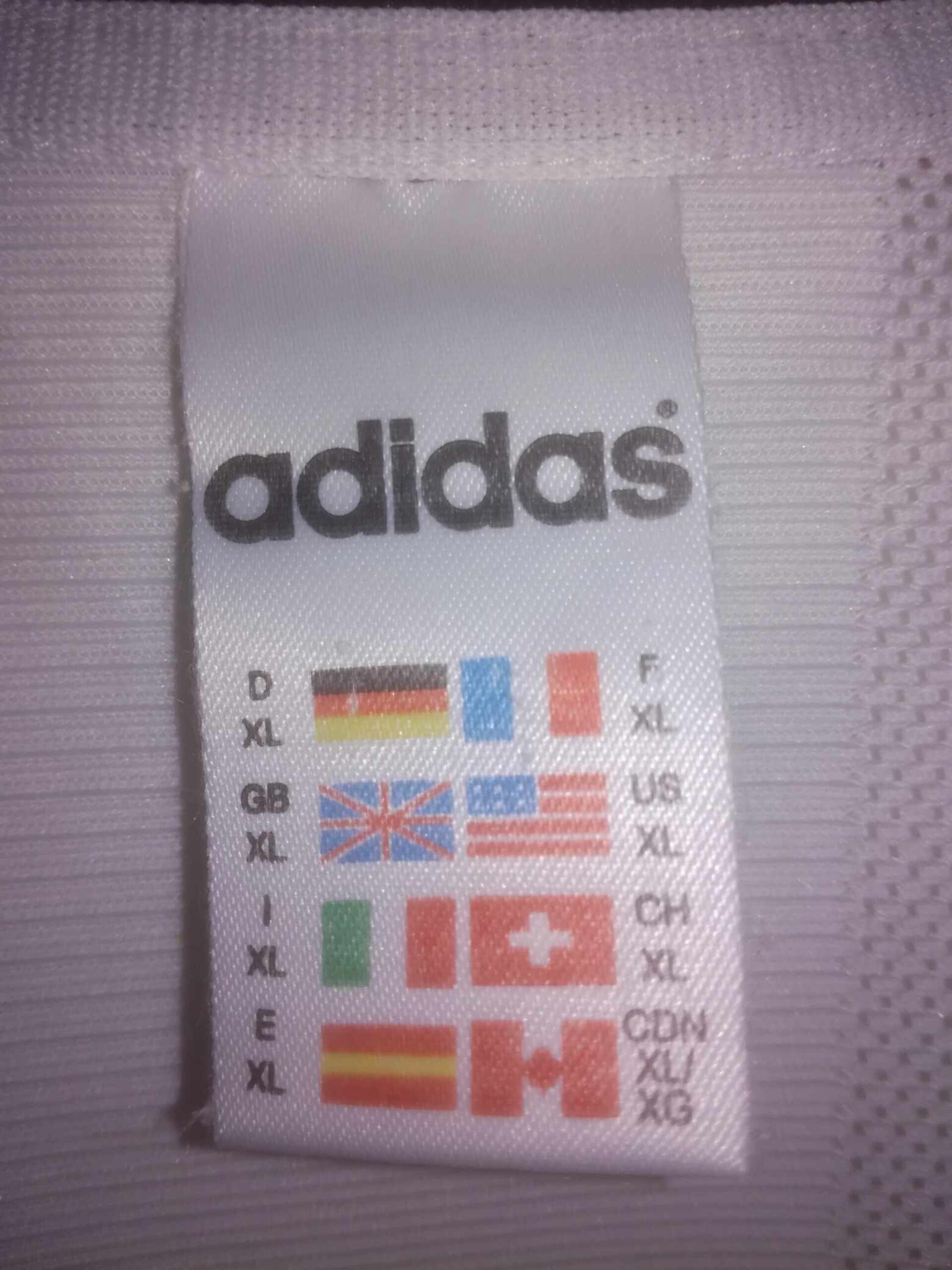 STUTTGART 1997-1998 number 18 XL - 3