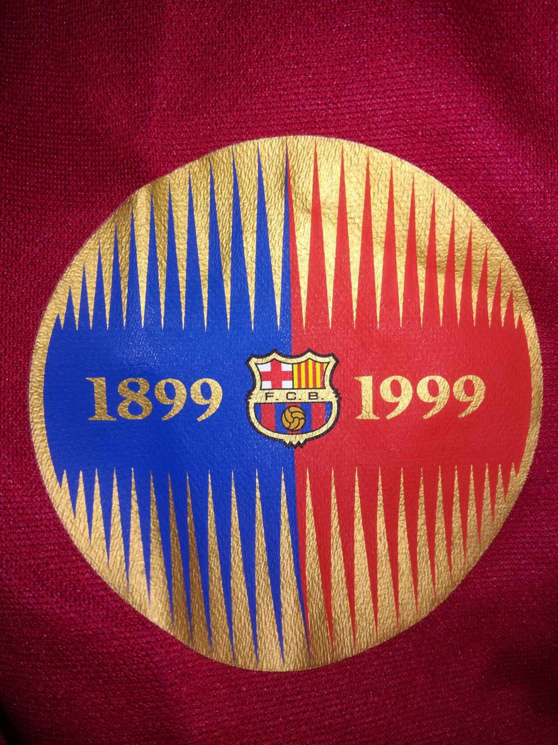 FC BARCELONA 2000-2001 Guardiola 4 BNWT S - 7