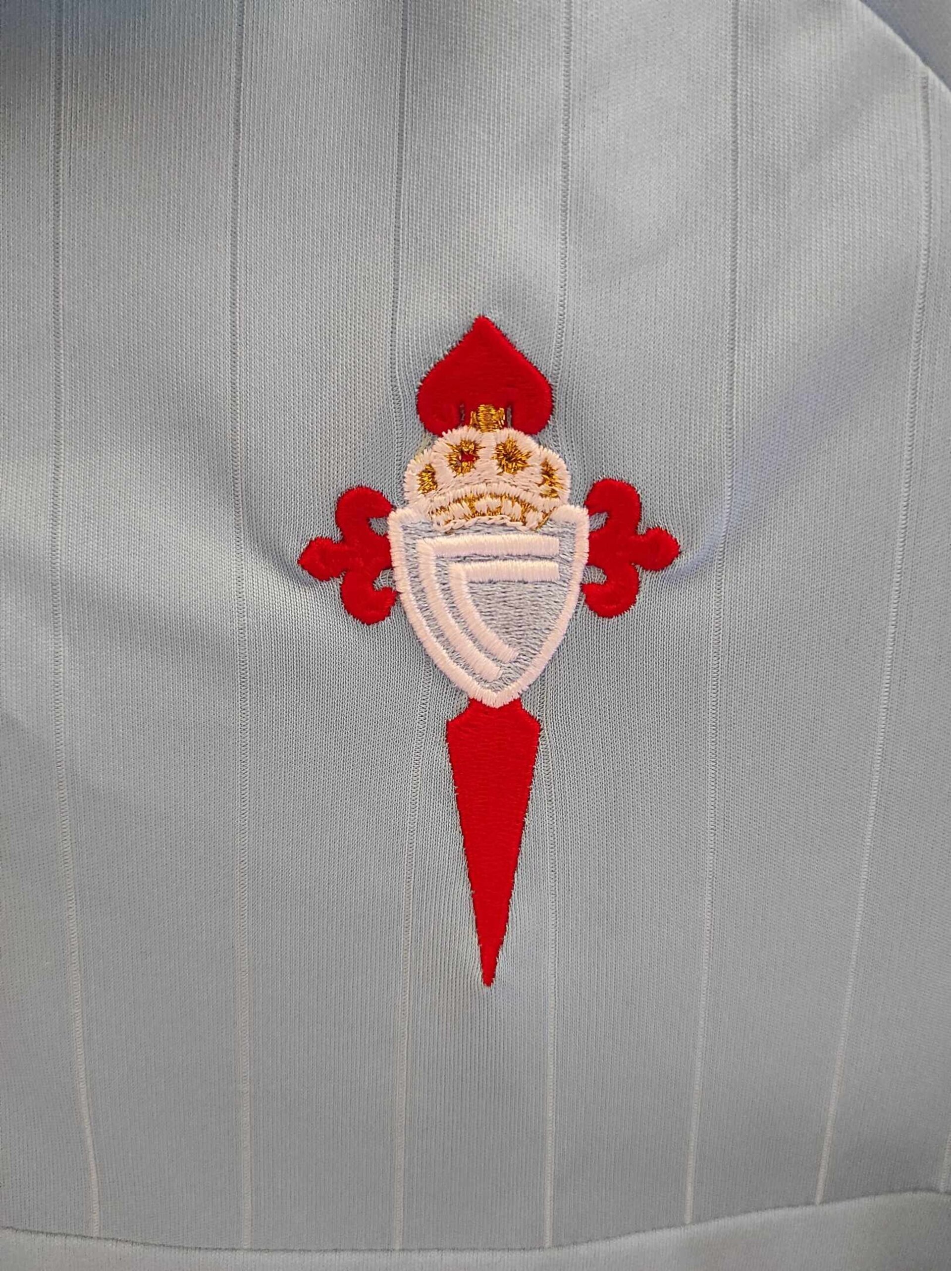 CELTA VIGO 2015-2016 M - 4