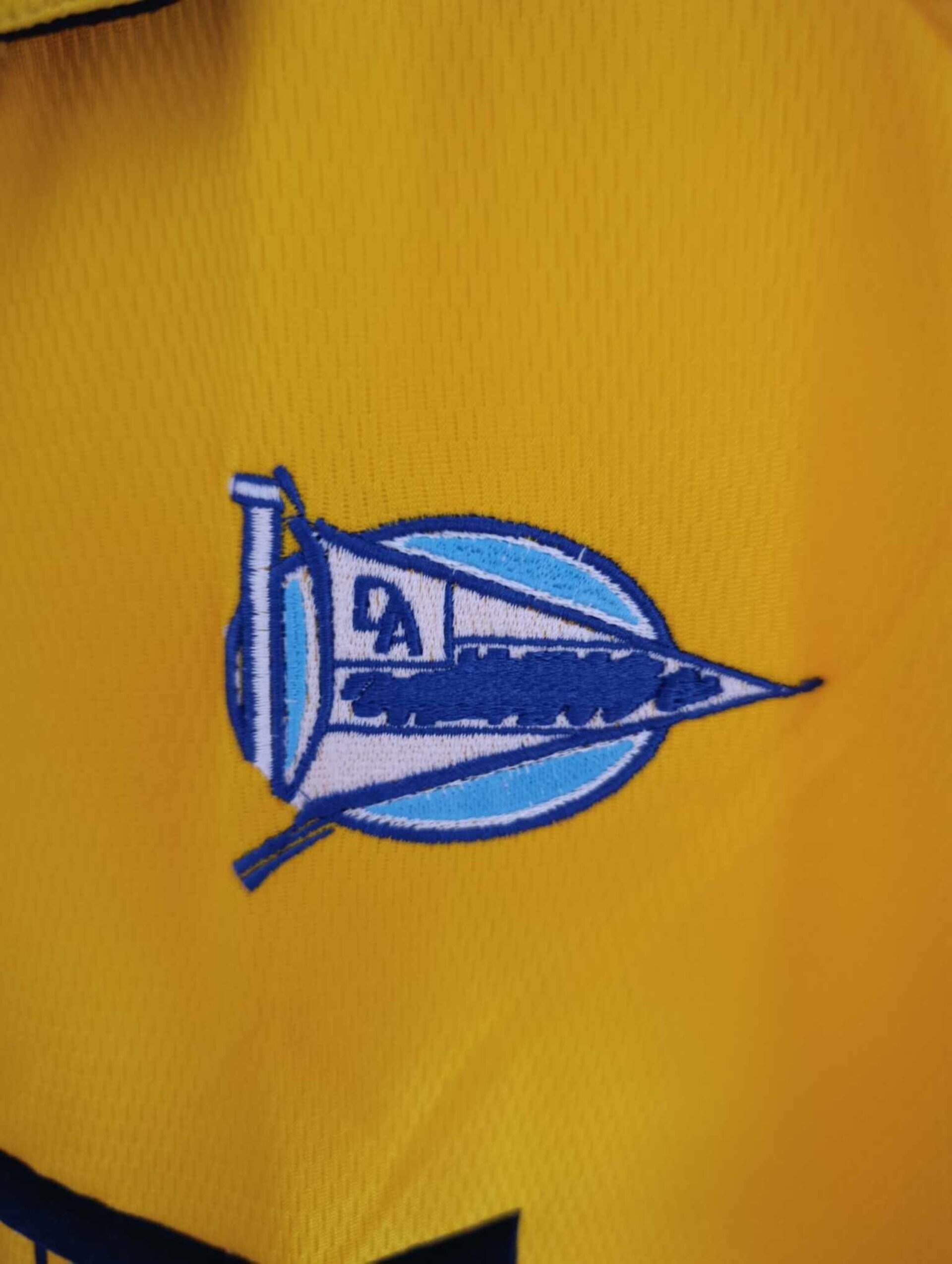 ALAVES 2002-2003 away BNWT XXL - 8