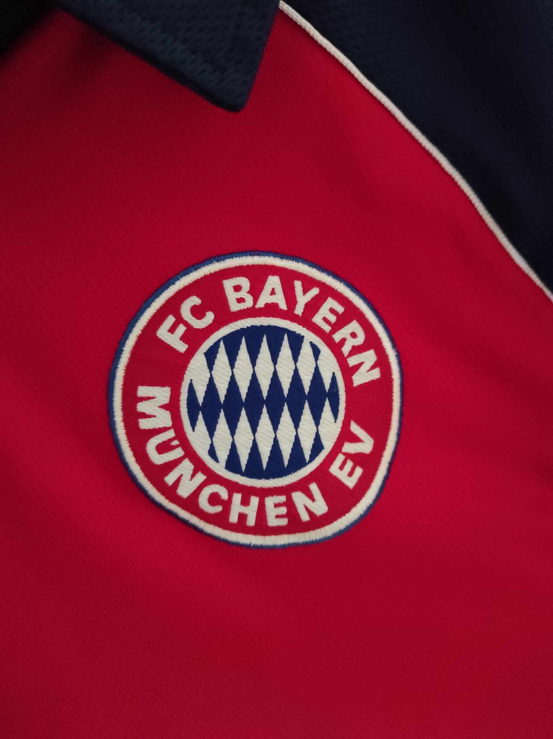 BAYERN MUNICH 1998-1999 M - 6