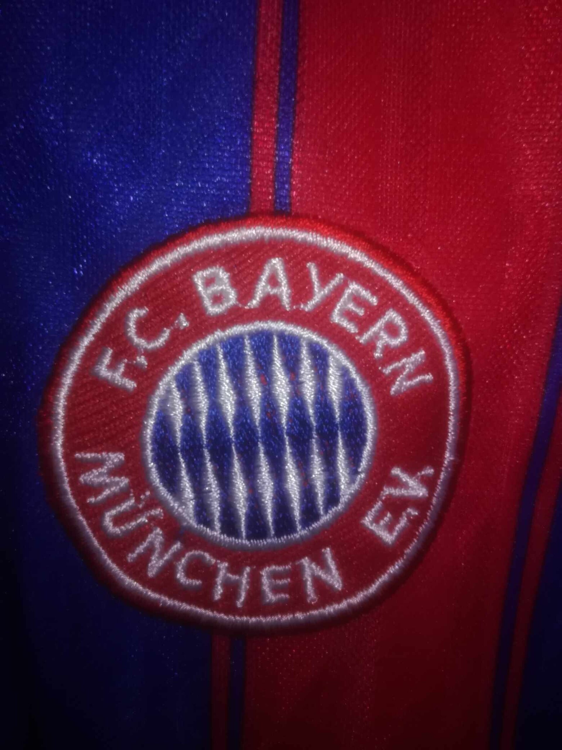 BAYERN MUNICH 1995-1996 BNWT L - 3