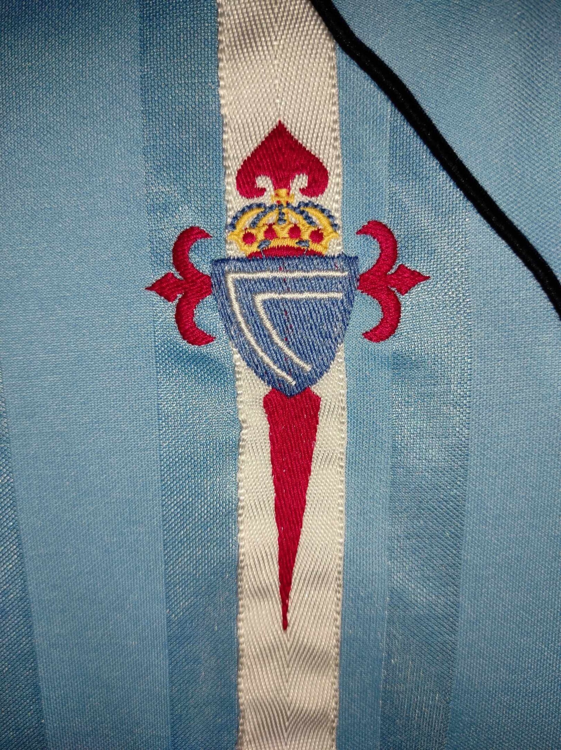 CELTA VIGO 2001-2002 M - 3