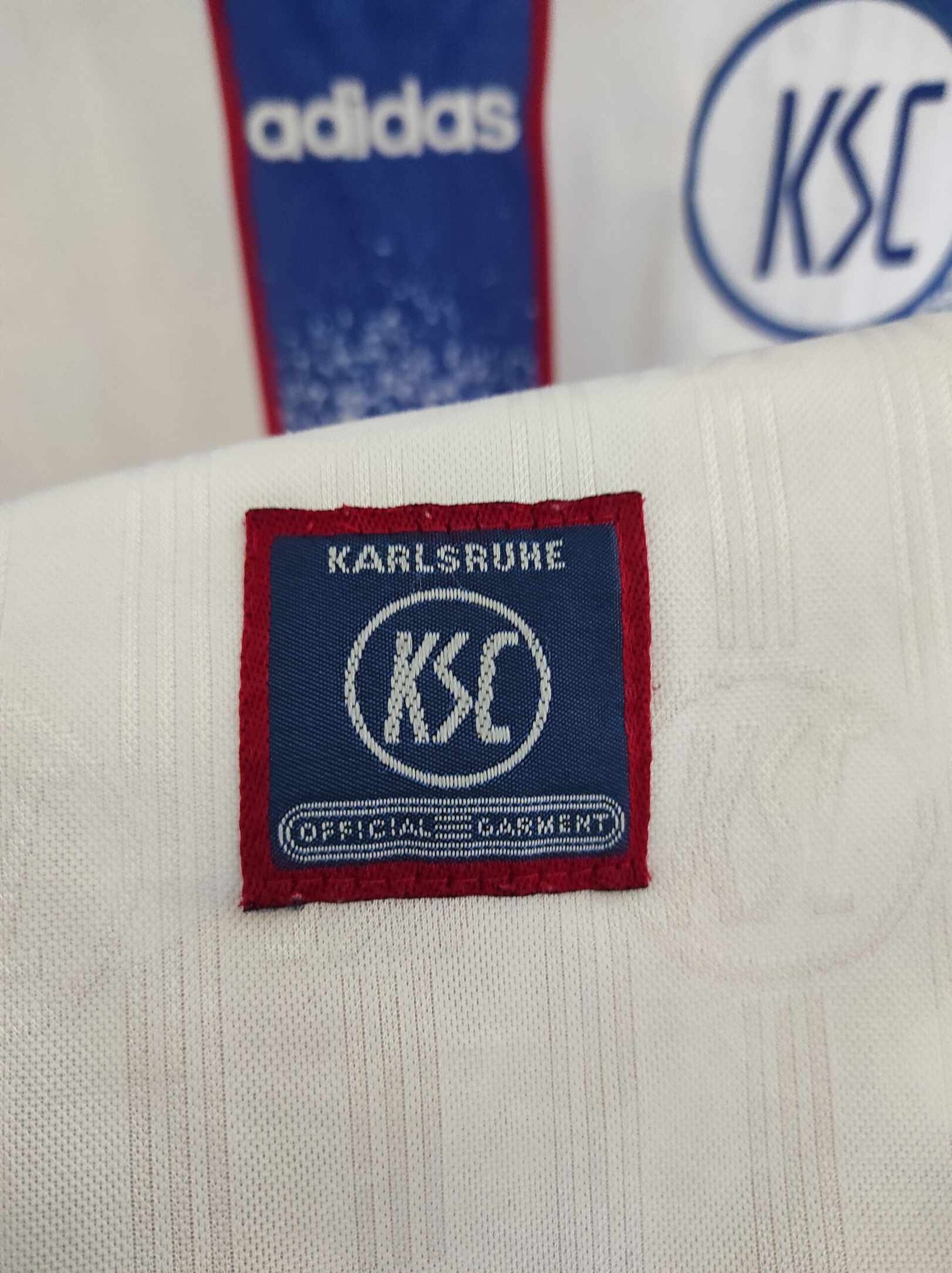 KARLSRUHER 1996-1997 number 10 L - 4