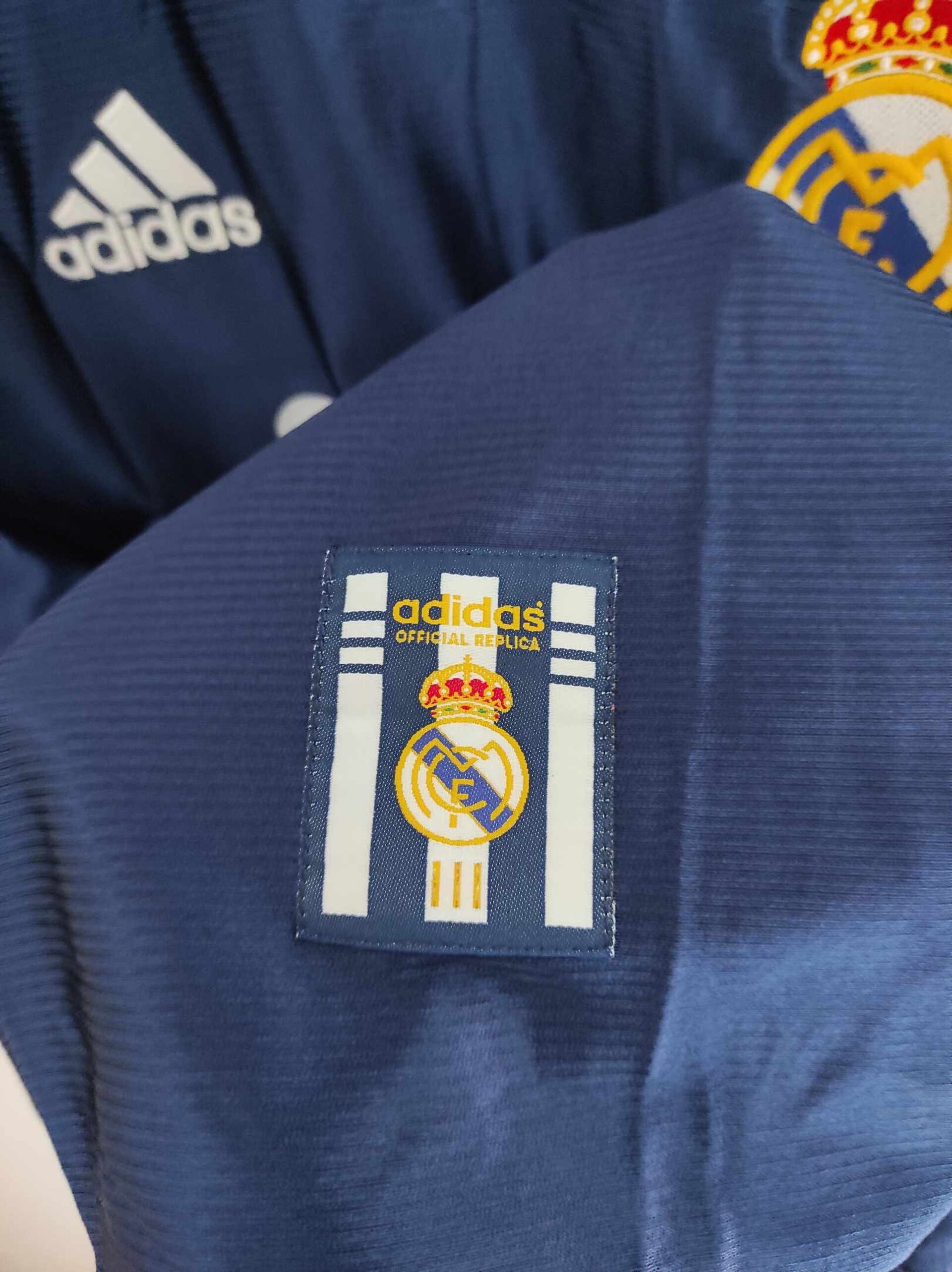 REAL MADRID 1998-1999 Third M - 4