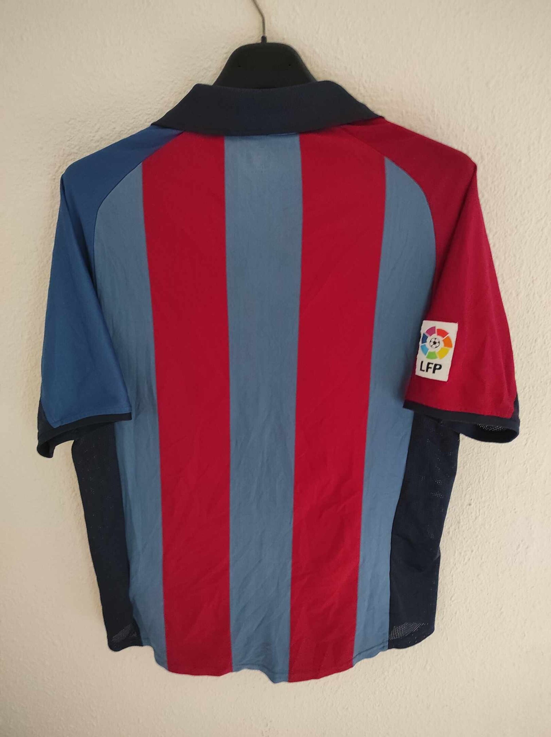 FC BARCELONA 2001-2002 S - 5