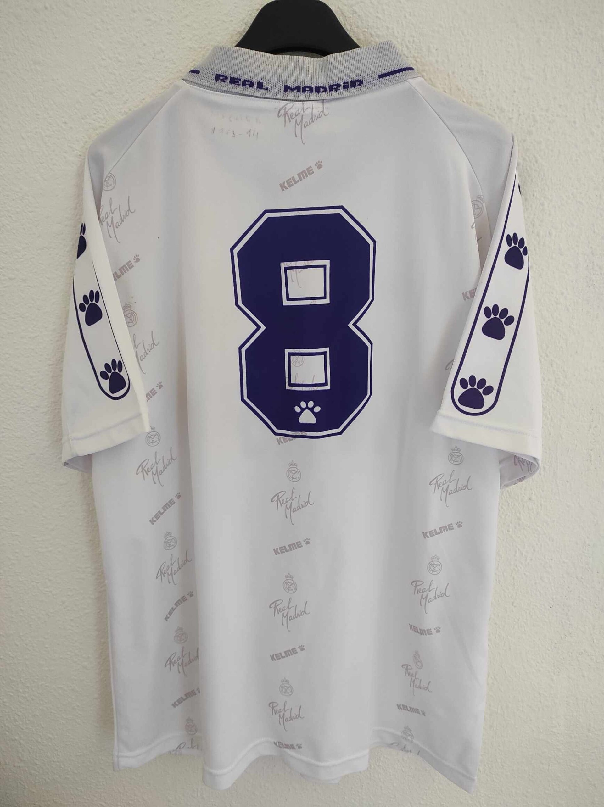 REAL MADRID 1994-1995 number 8 M - 1