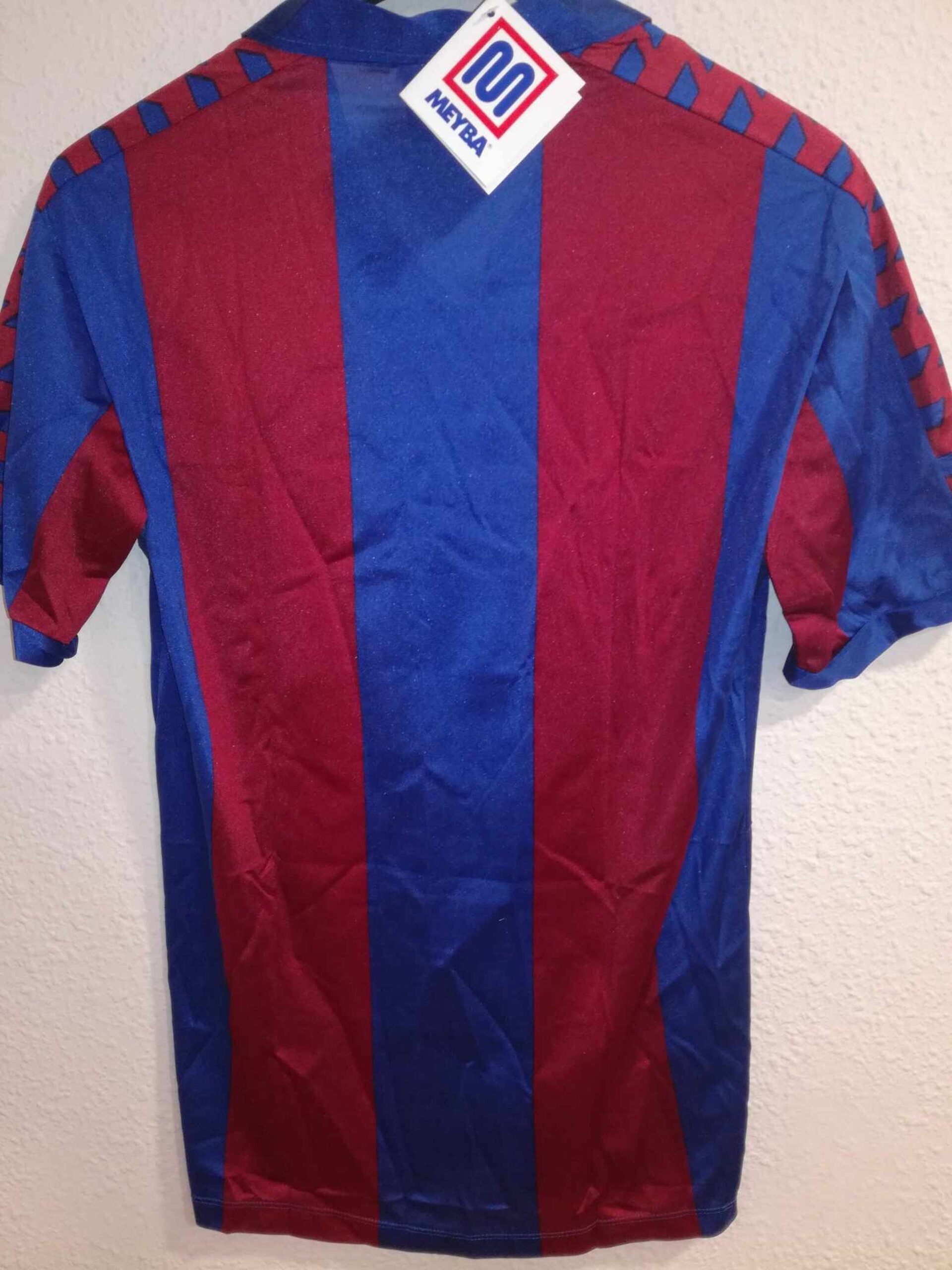 FC BARCELONA 1981-1982 BNWT Meyba G - 8
