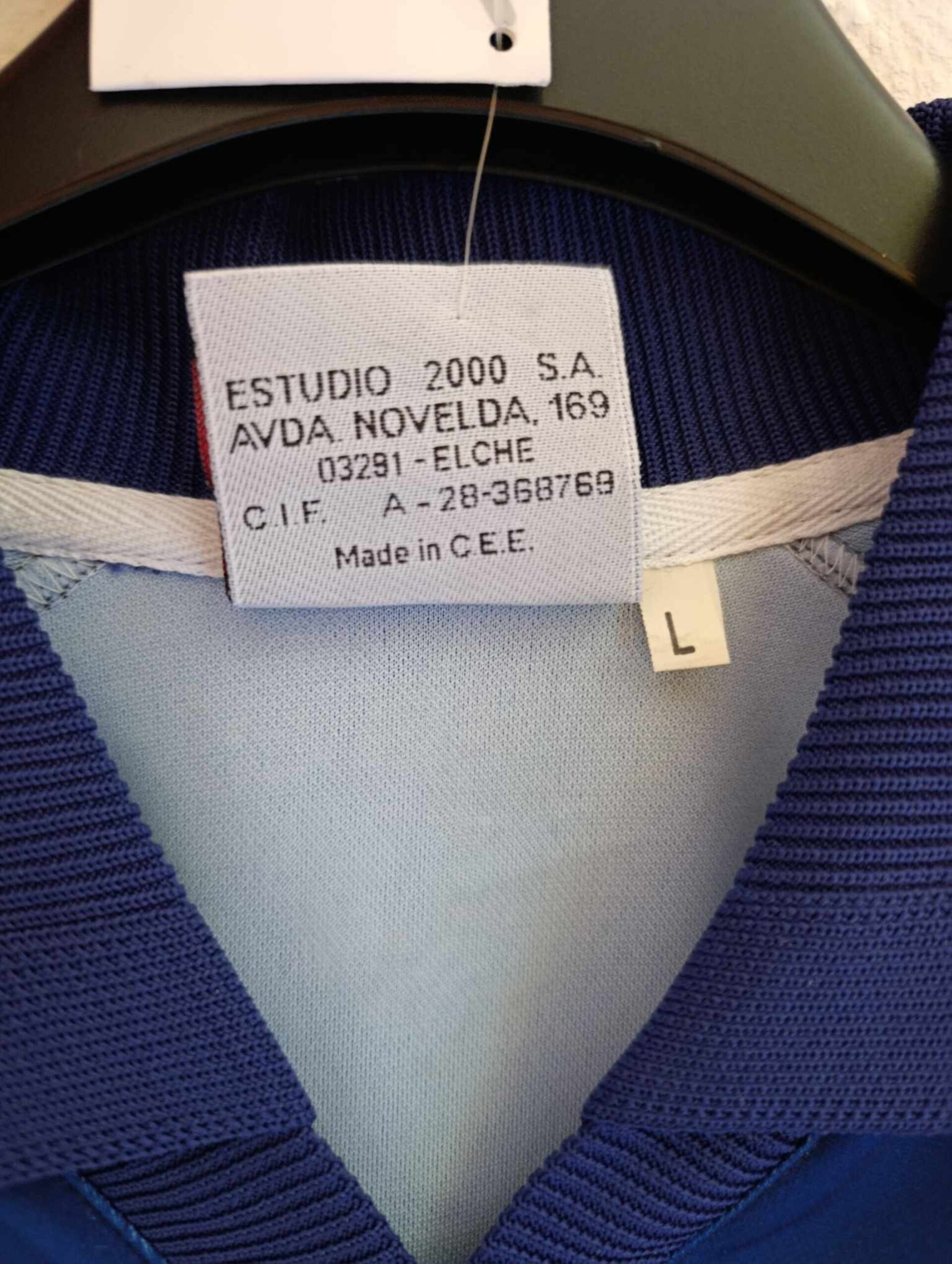 CATALUNYA 2002-2003 BNWT number 3 L - 7