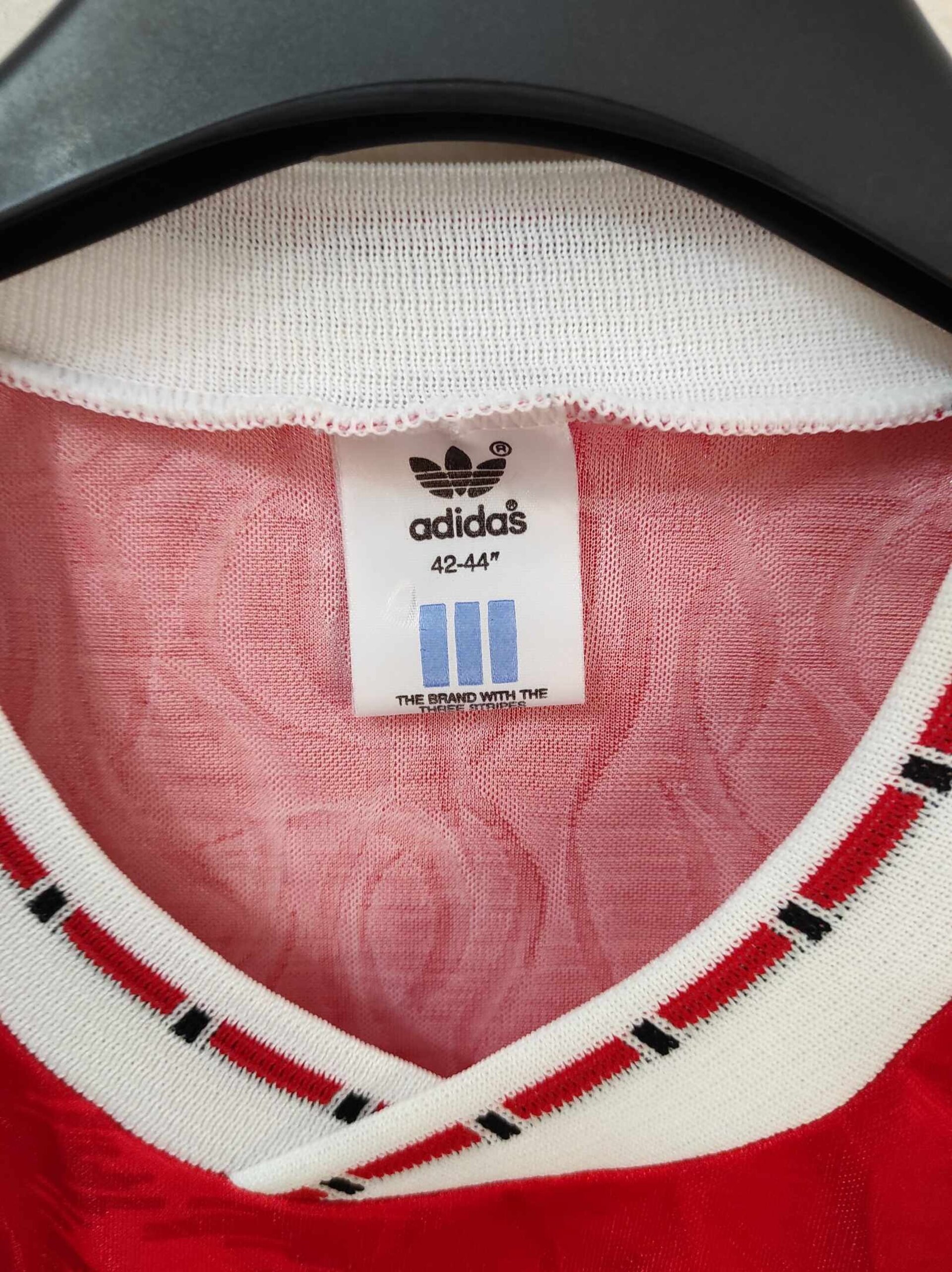 MANCHESTER UNITED 1990-1992 Size 42/44 - 2