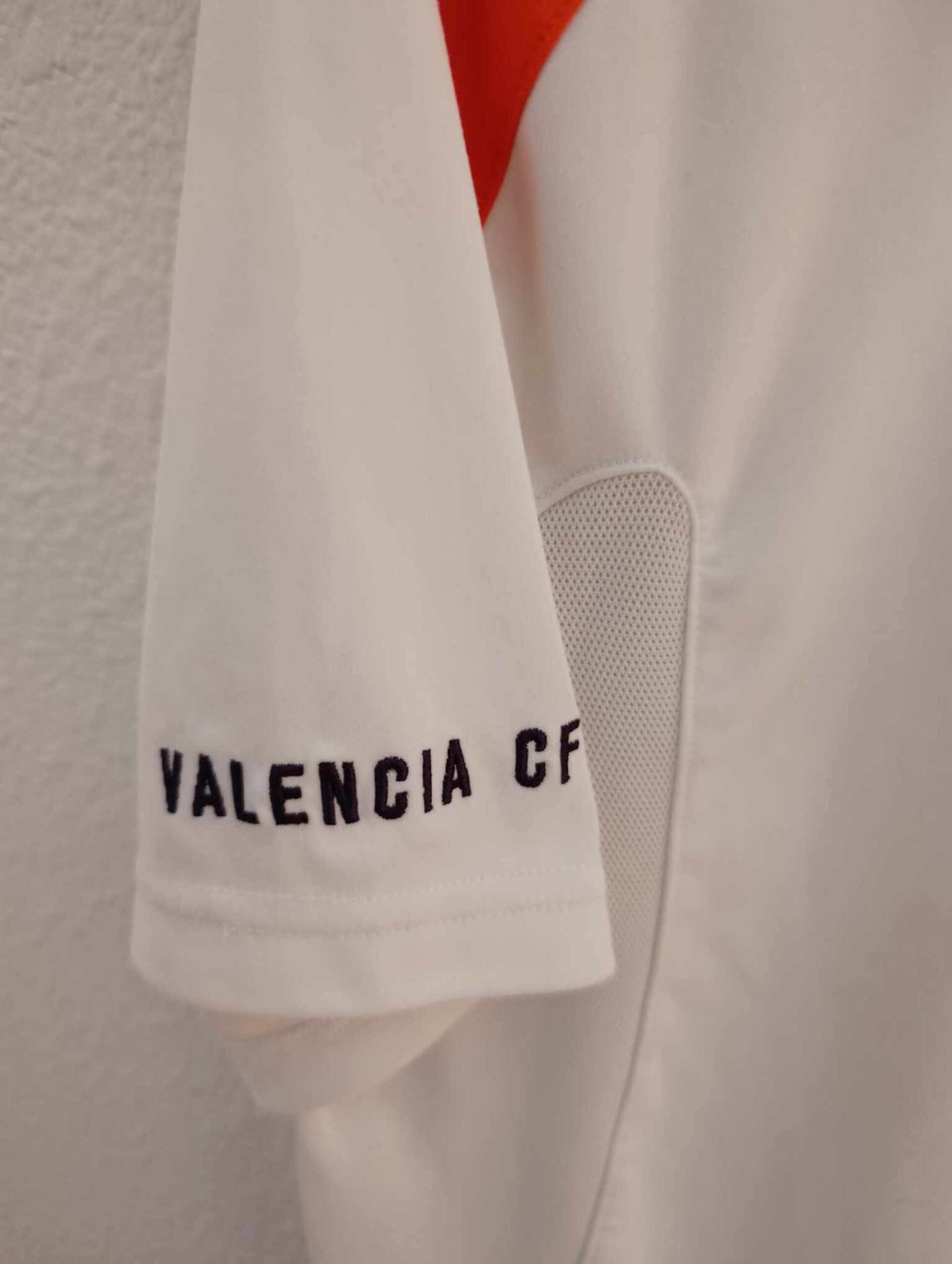 VALENCIA CF 2005-2006 Training Total 90 M - 4