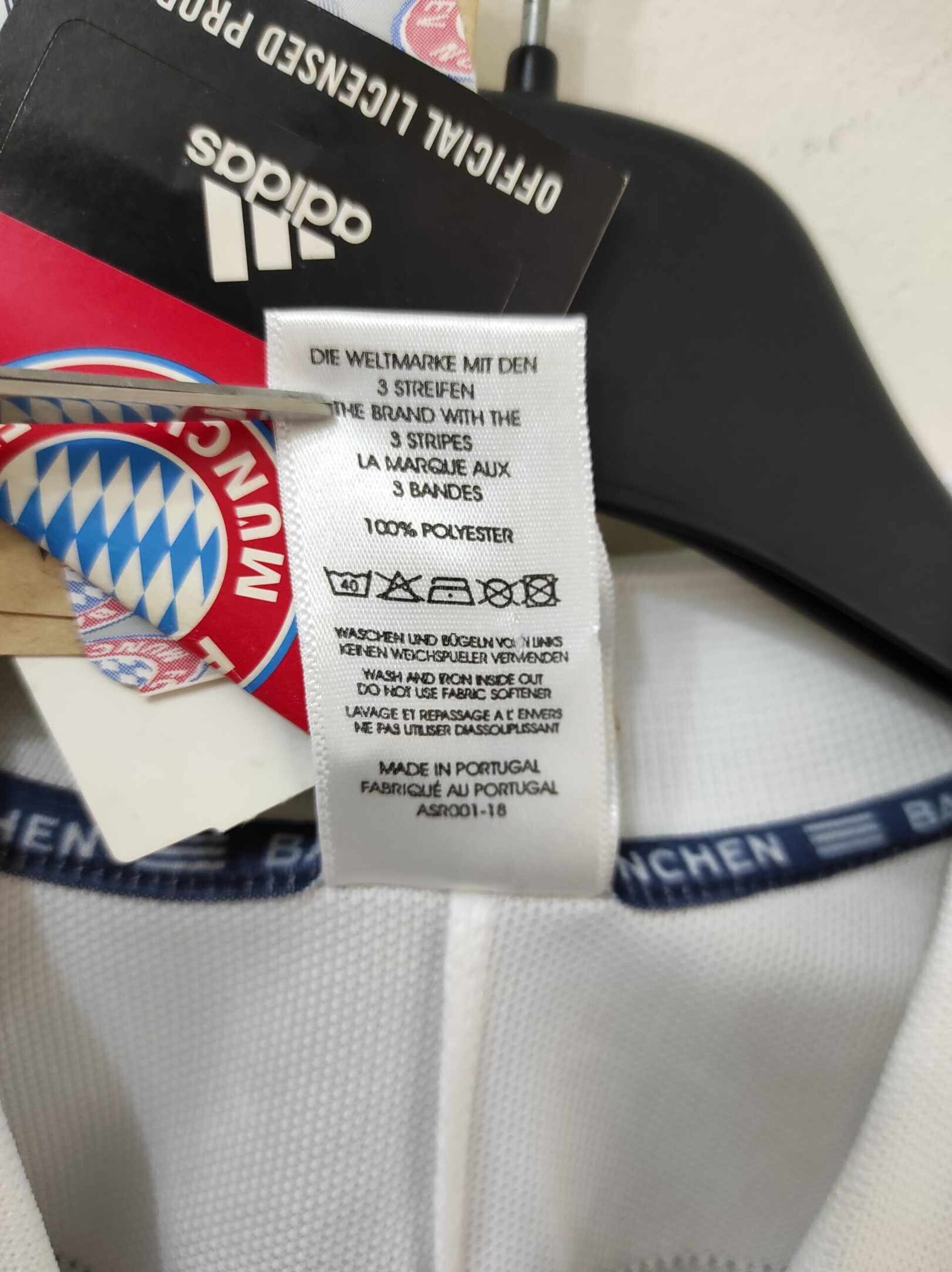 BAYERN MUNICH 2000-2001 BNWT XXL - 3