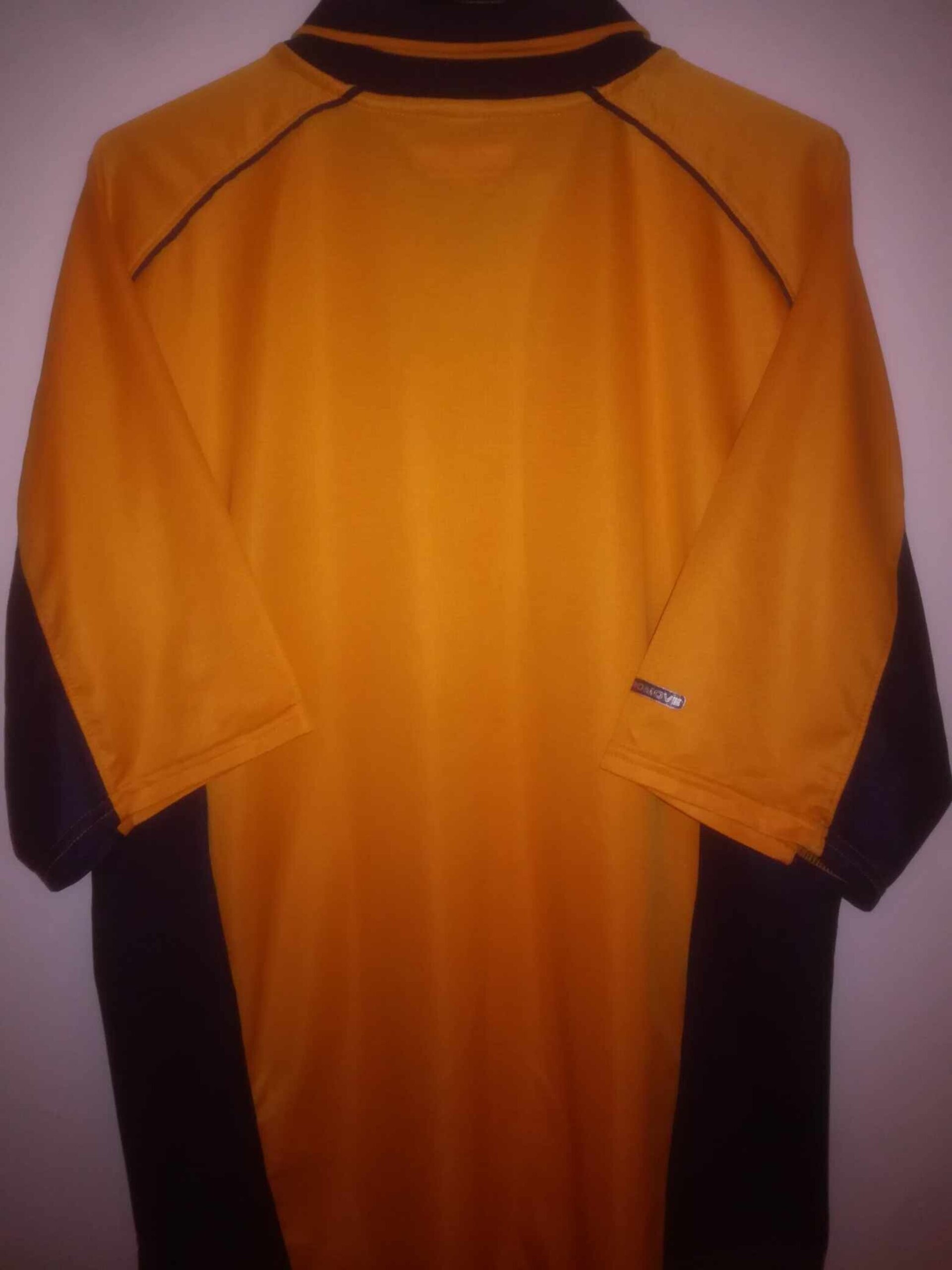 LIVERPOOL 2000-2001 away Size 42/44 - 5