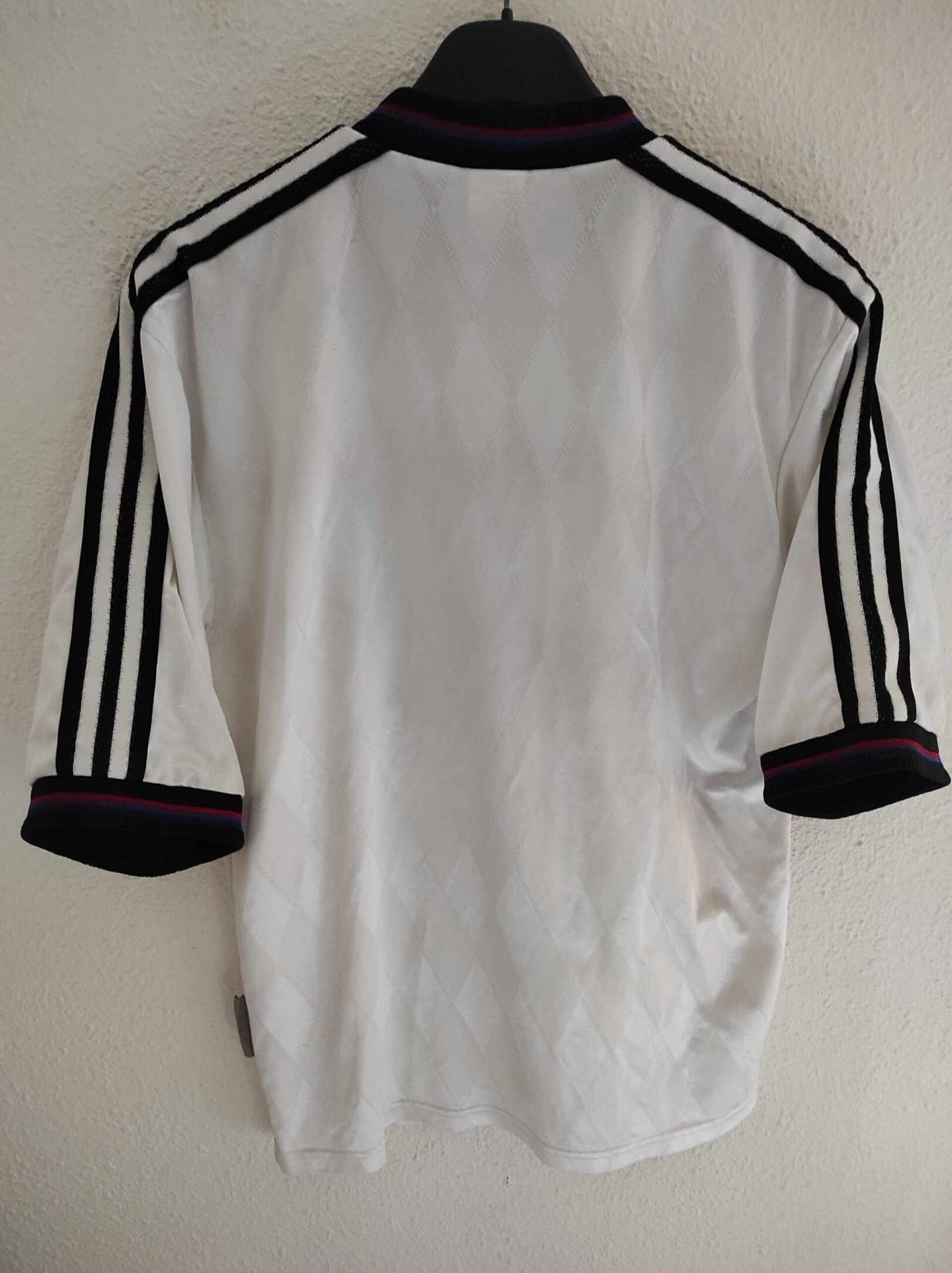 BAYERN MUNICH 1995-1997 away S - 6