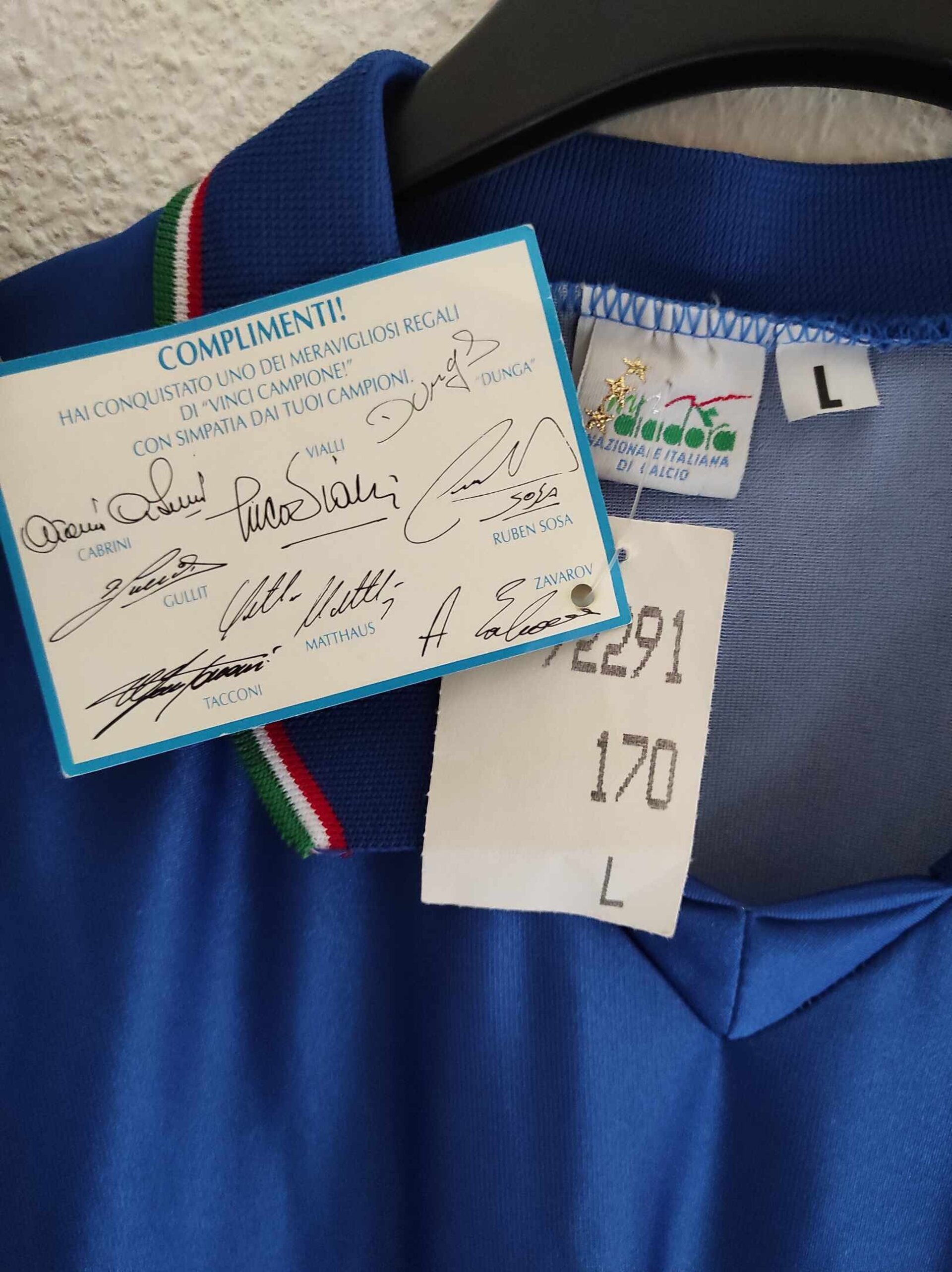 ITALY 1990 World Cup BNWT L - 3