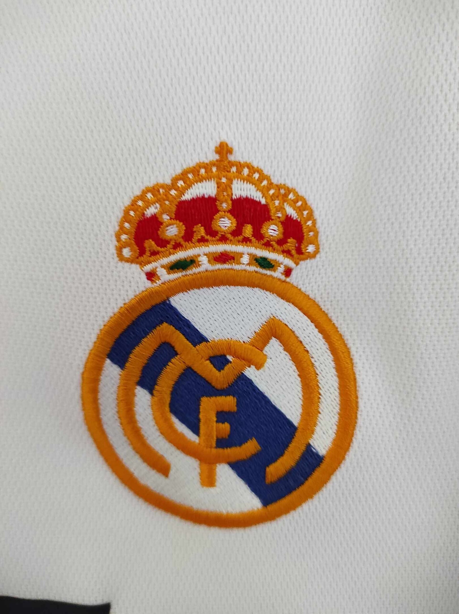 REAL MADRID 2000-2001 M - 5