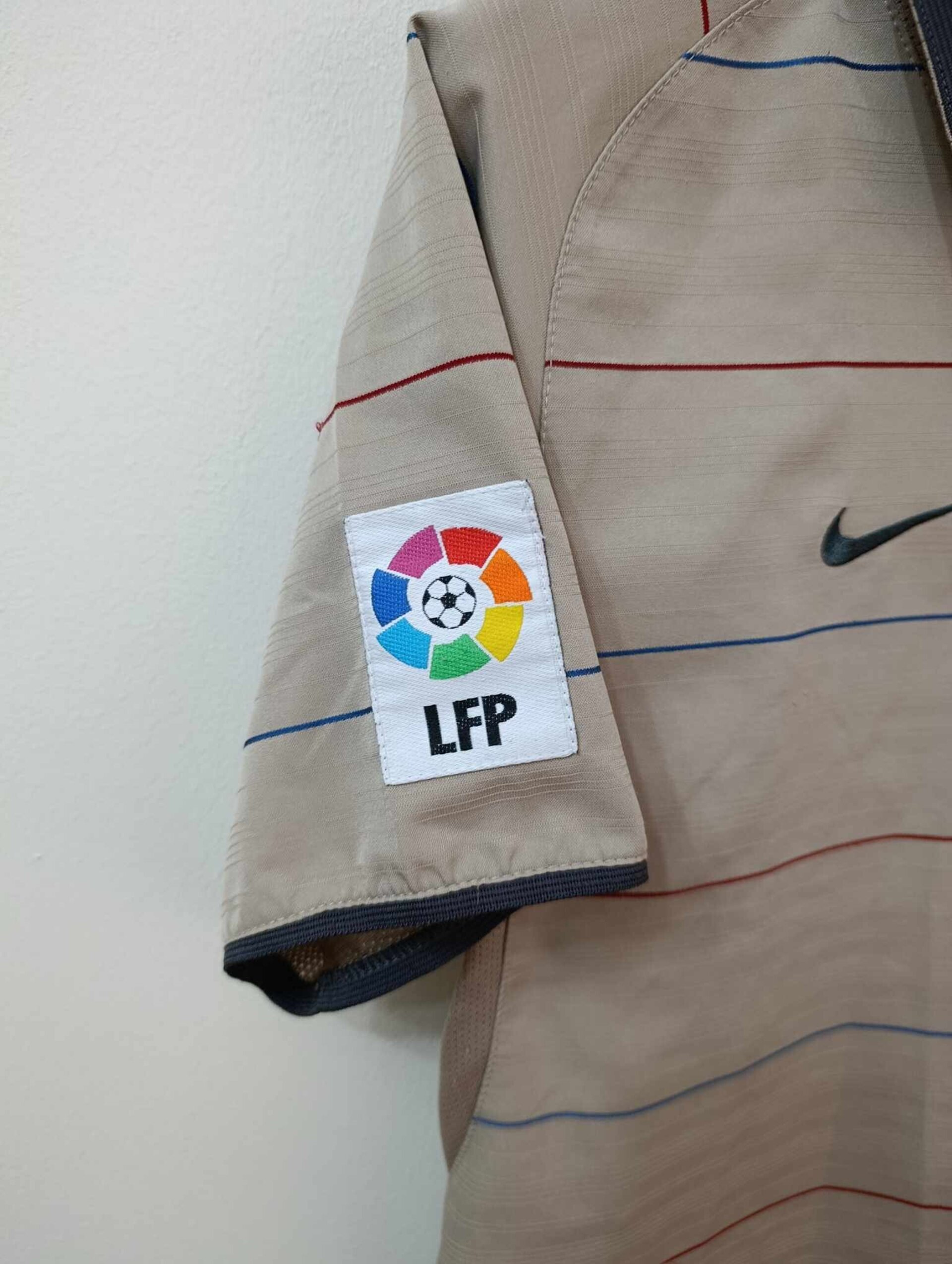 FC BARCELONA 2003-2004 away XS - 5