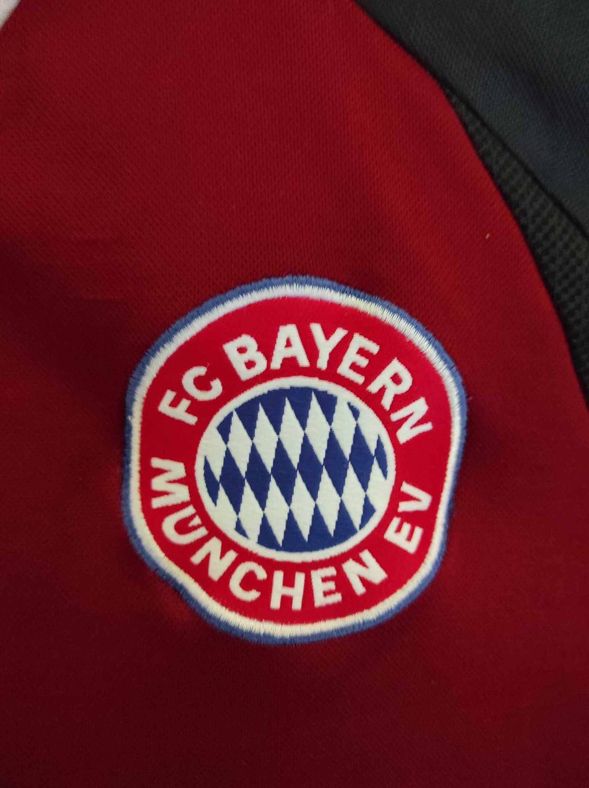 BAYERN MUNICH 2001-2002 Elber 9 L - 7