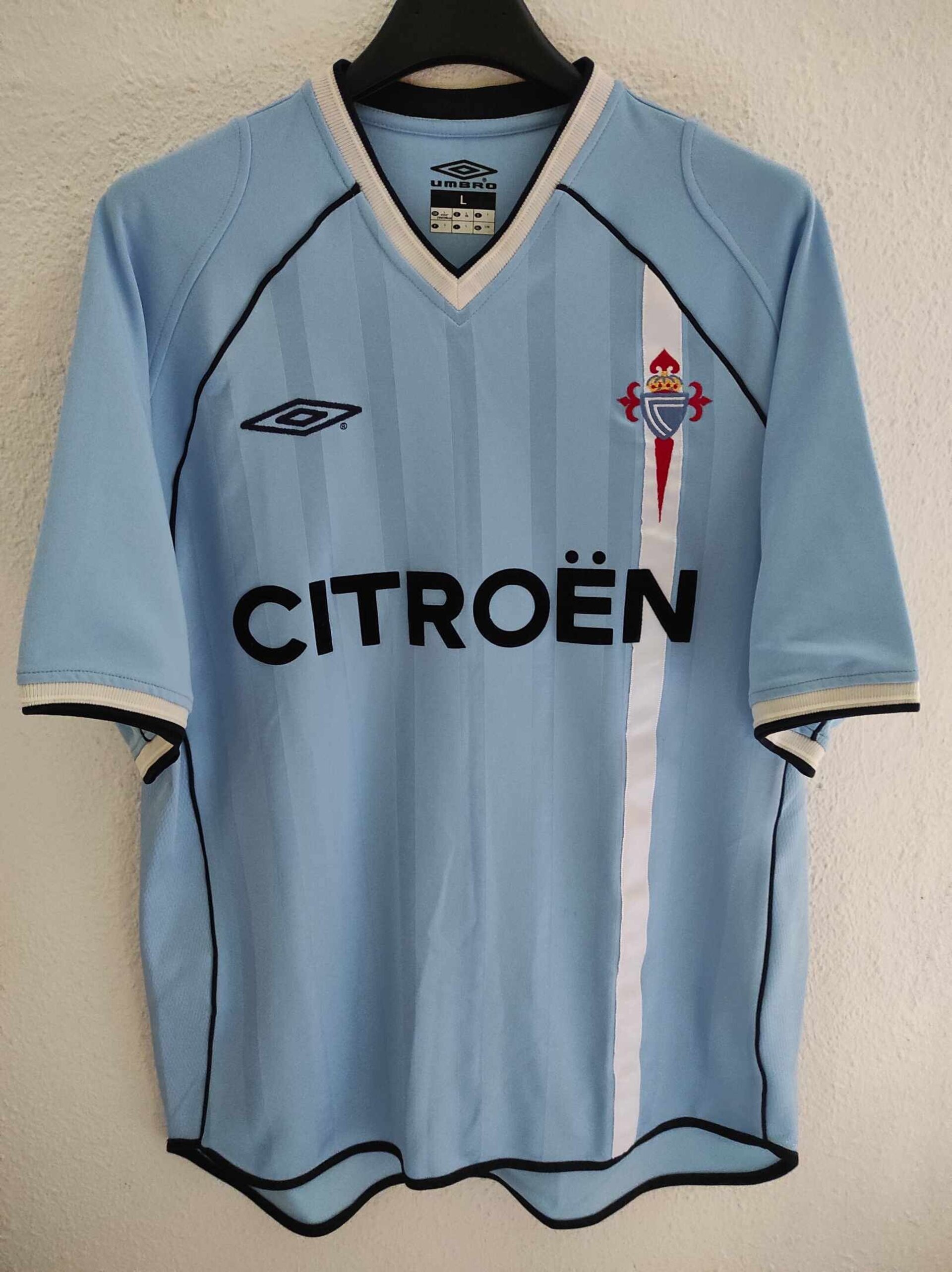 CELTA VIGO 2001-2002 L - 1