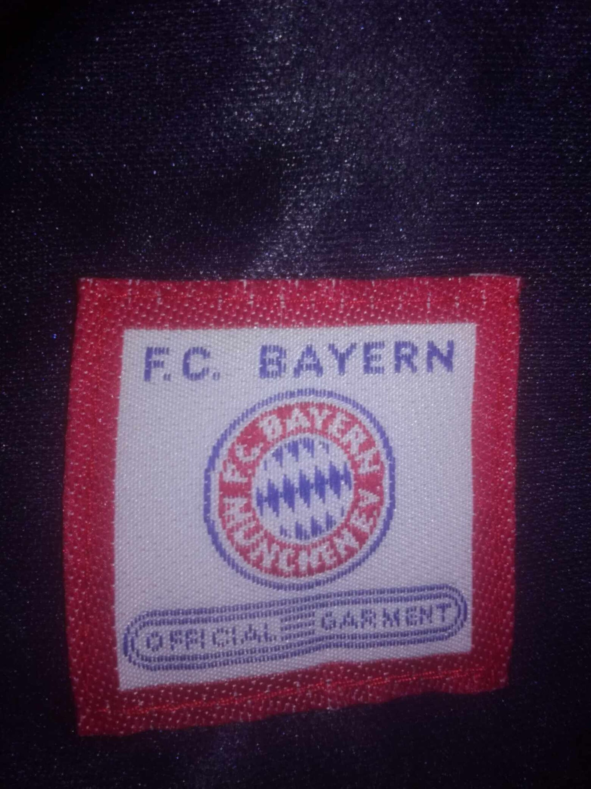 BAYERN MUNICH 1997-1999 S - 5