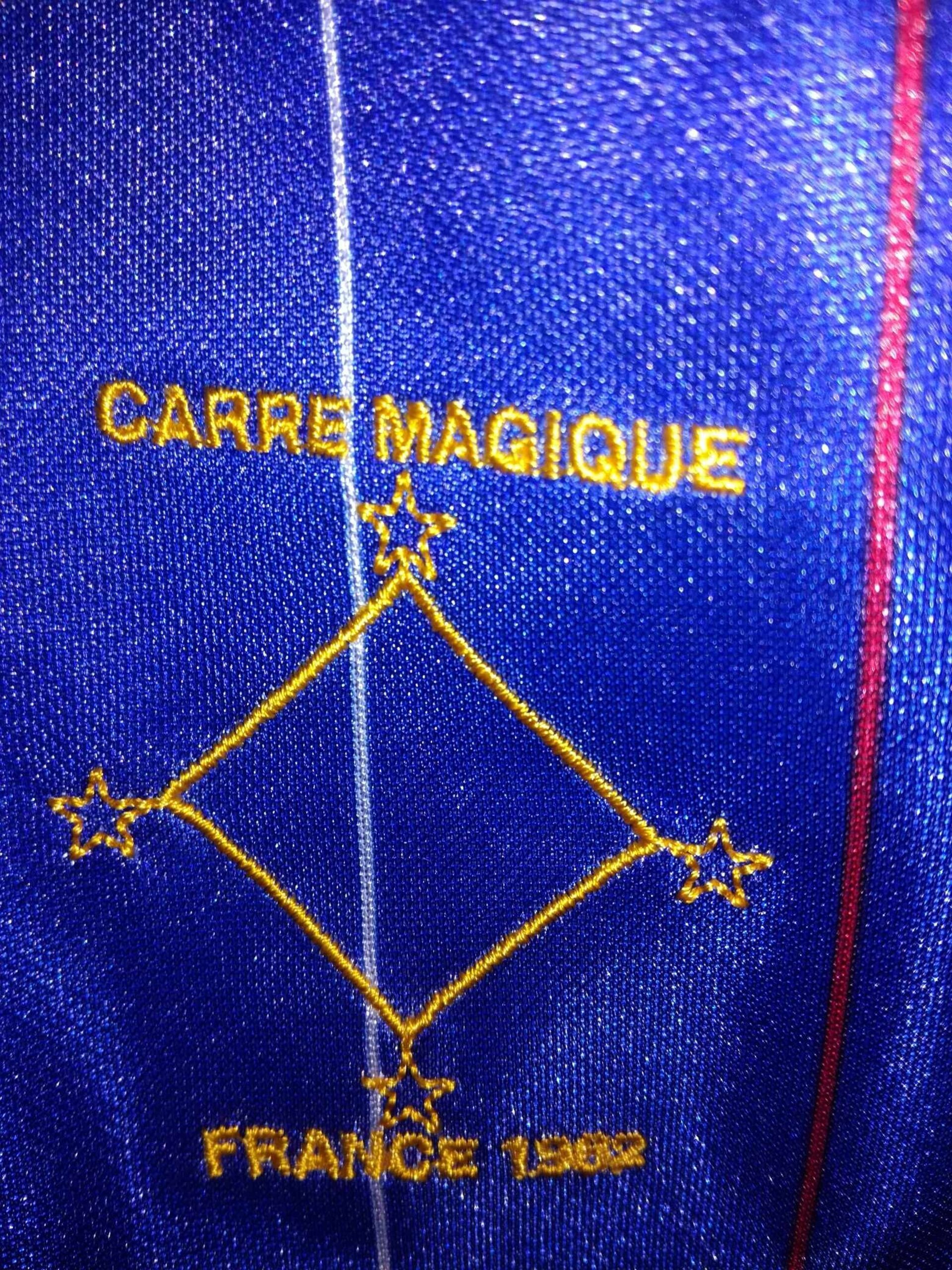 FRANCE Adidas Originals Carre Magique M - 6