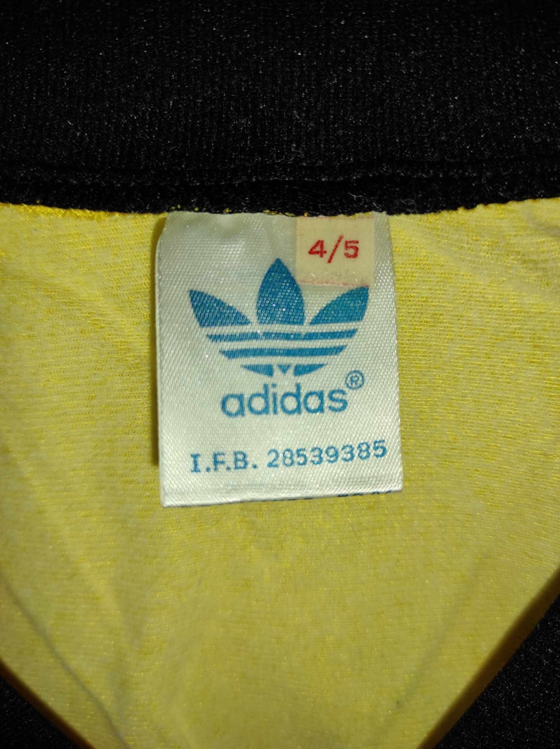 ADIDAS OLDSCHOOL 80s Size 4/5 - 2