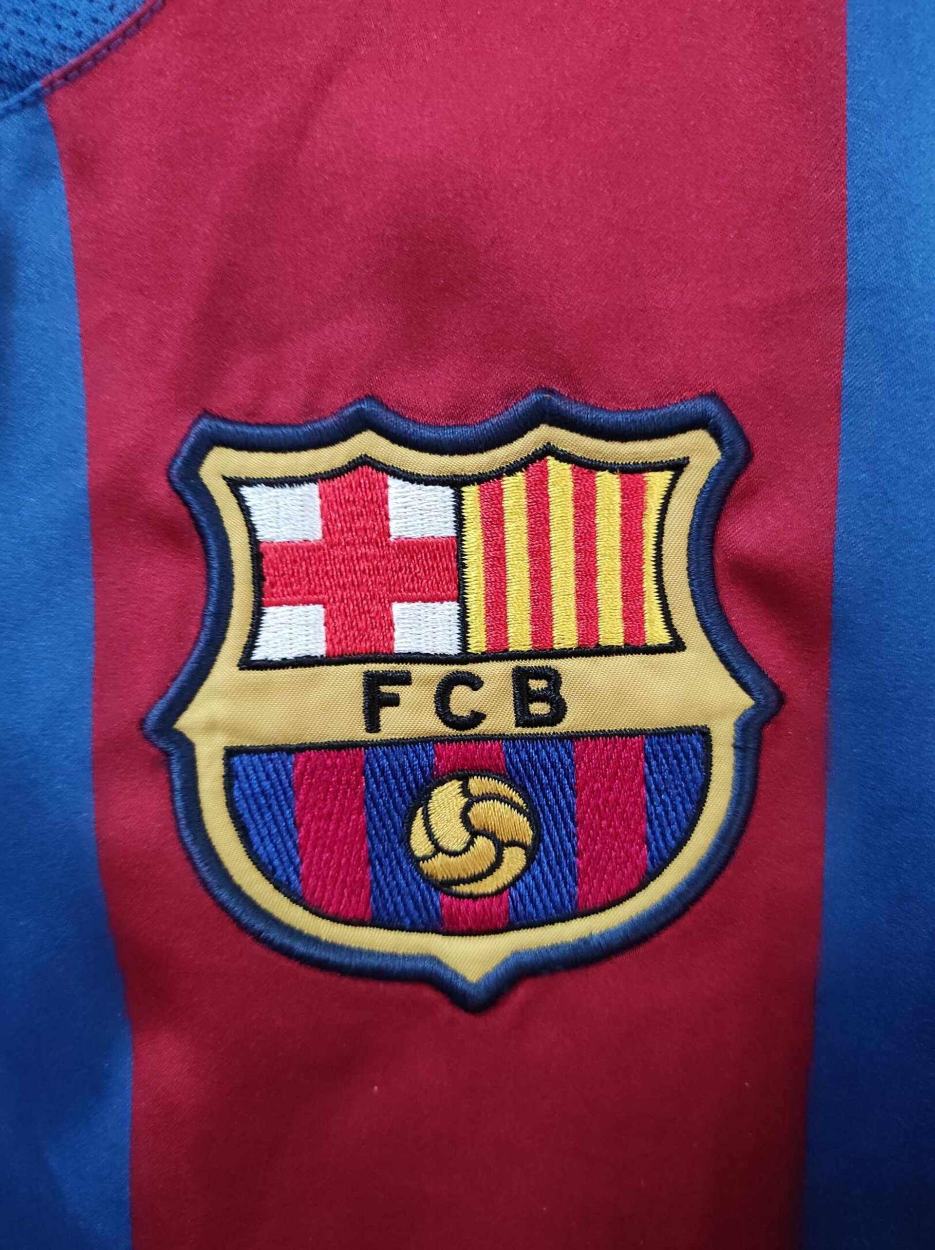 FC BARCELONA 2004-2005 S - 4
