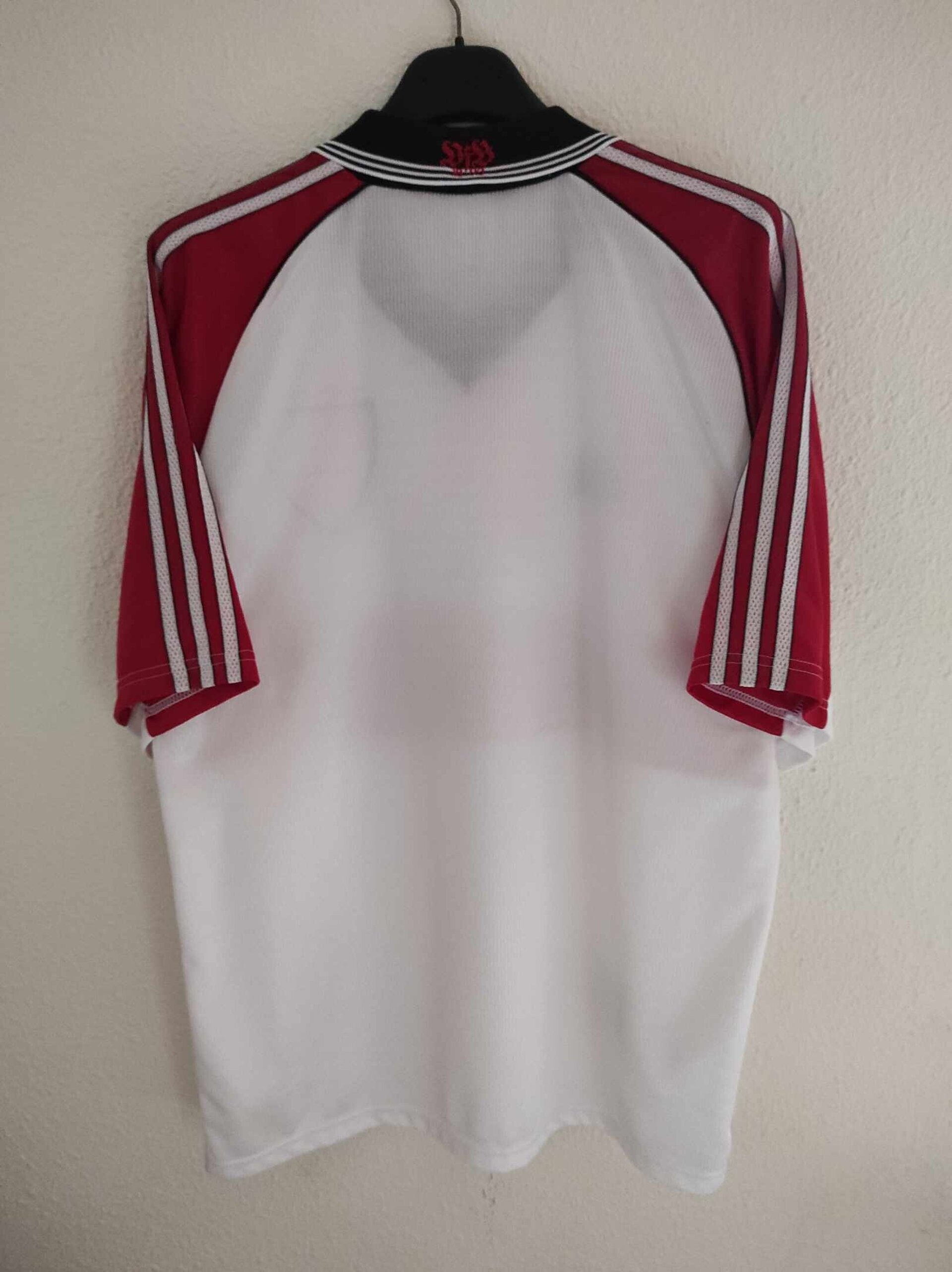 STUTTGART 1998-1999 M - 6