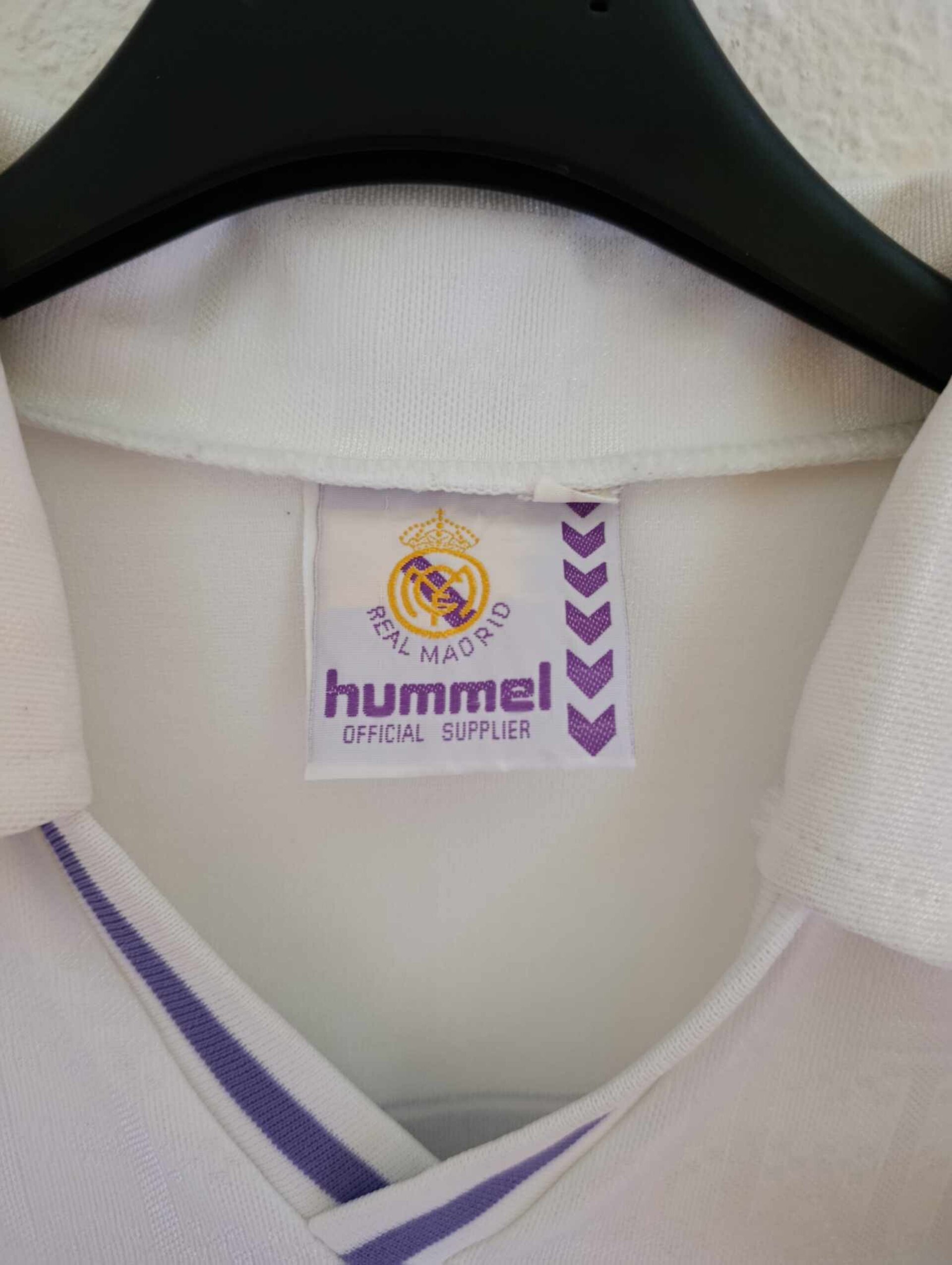 REAL MADRID 1989-1990 number 9 L - 2