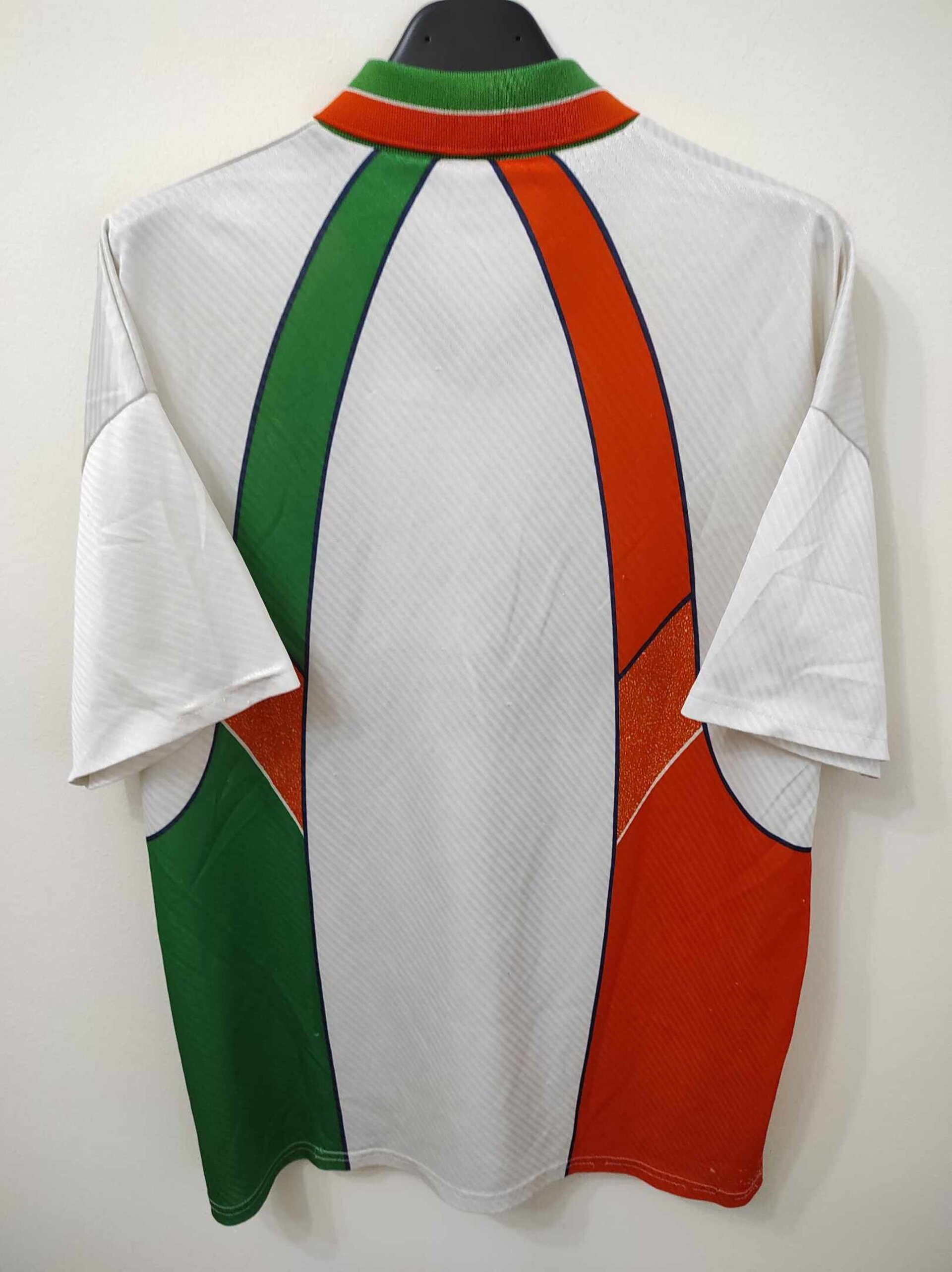 IRELAND 1994-1996 away L - 4