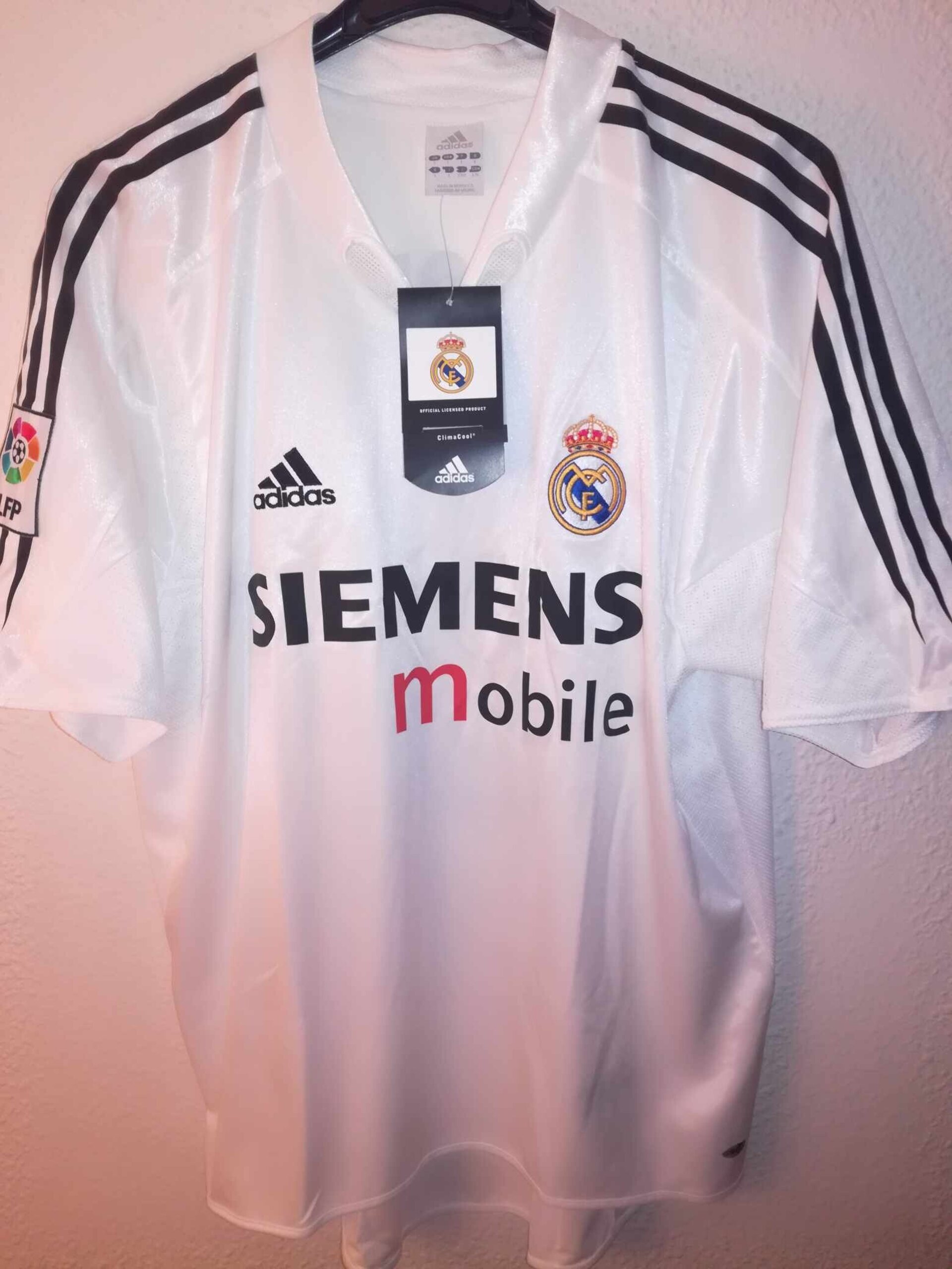 REAL MADRID 2004-2005 BNWT Roberto Carlos 3 L - 2