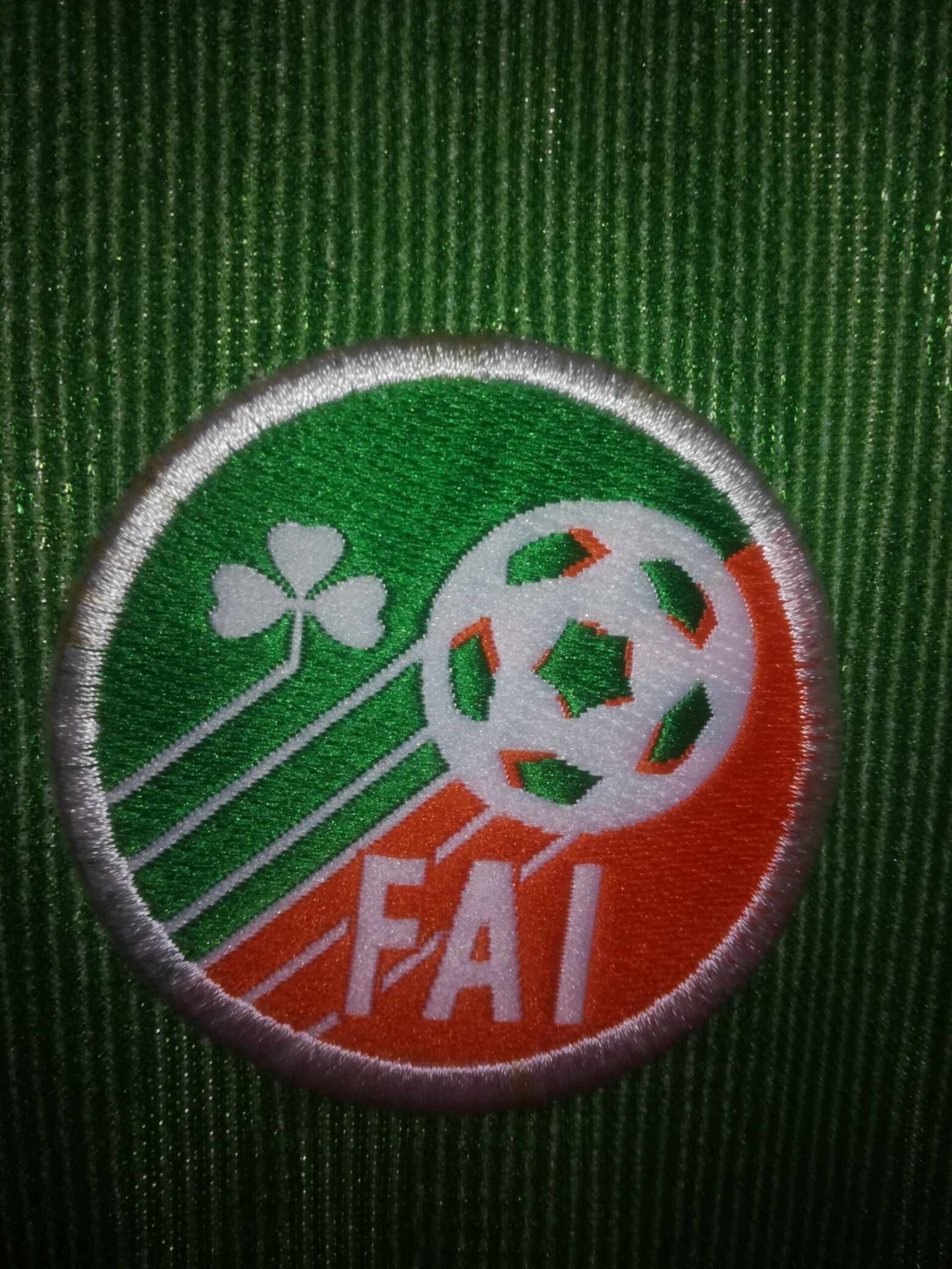 IRELAND 1996-1998 XL - 4