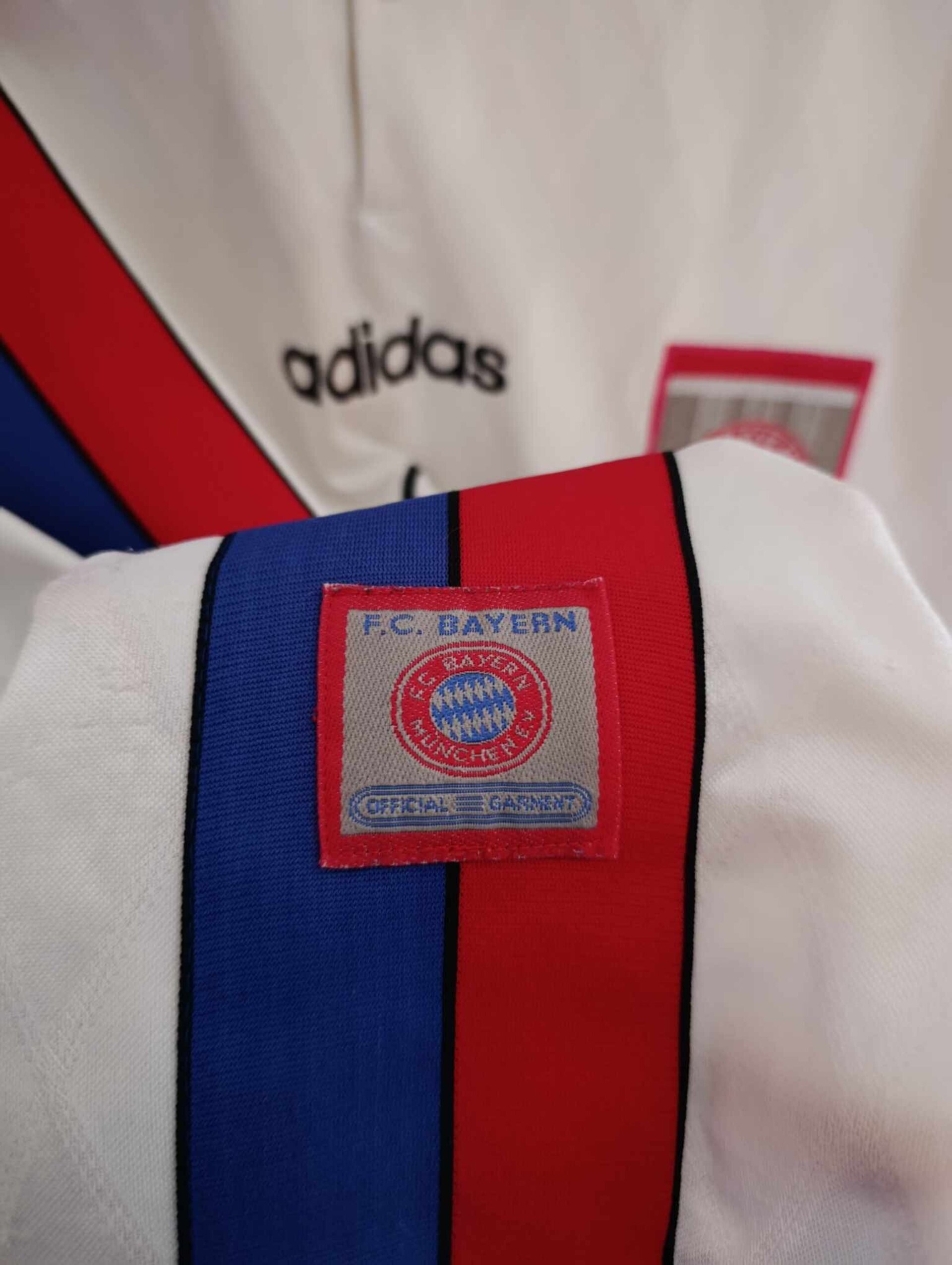 BAYERN MUNICH 1995-1997 away M - 4