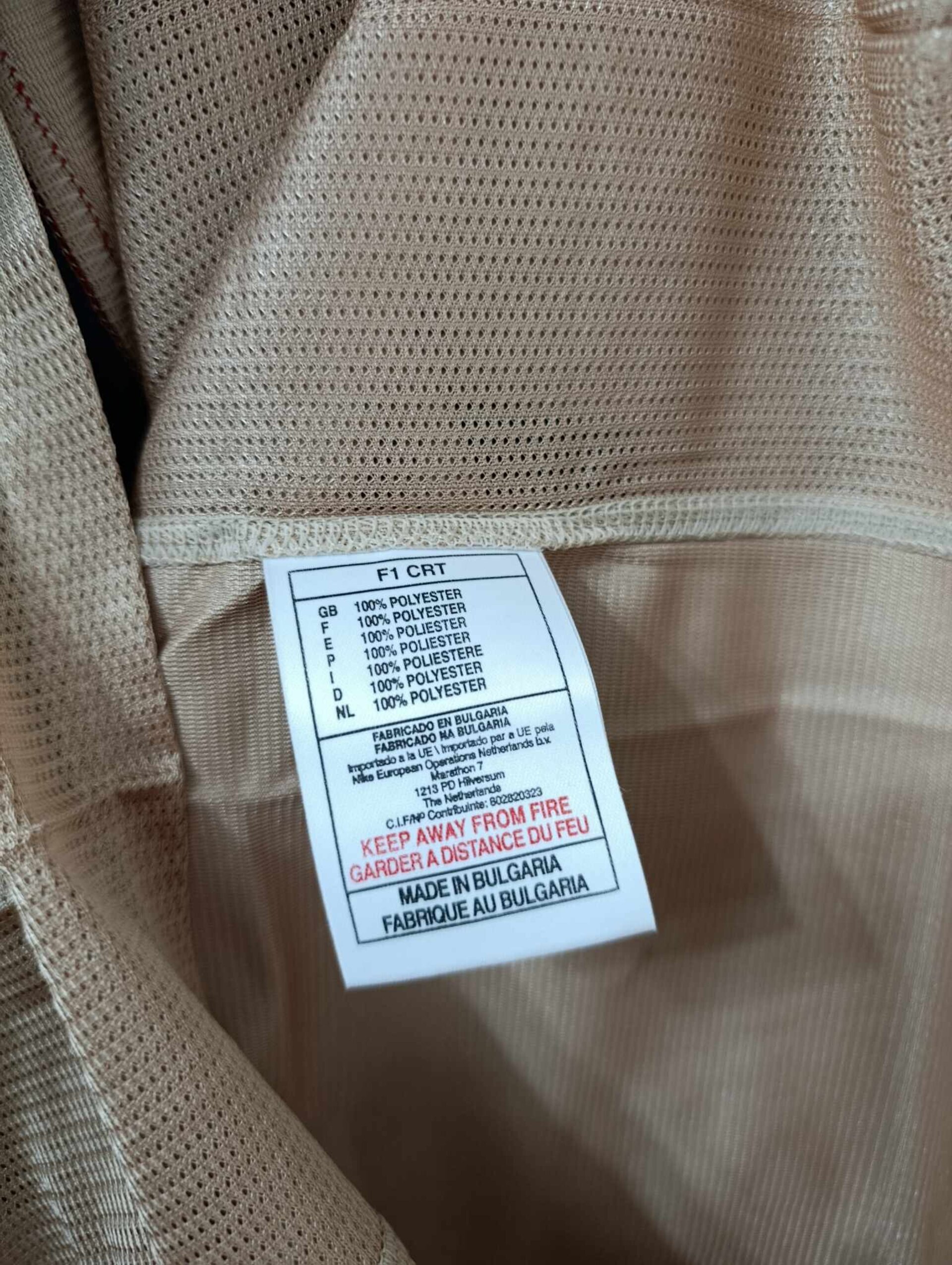 FC BARCELONA 2001-2002 away BNWT XS - 6