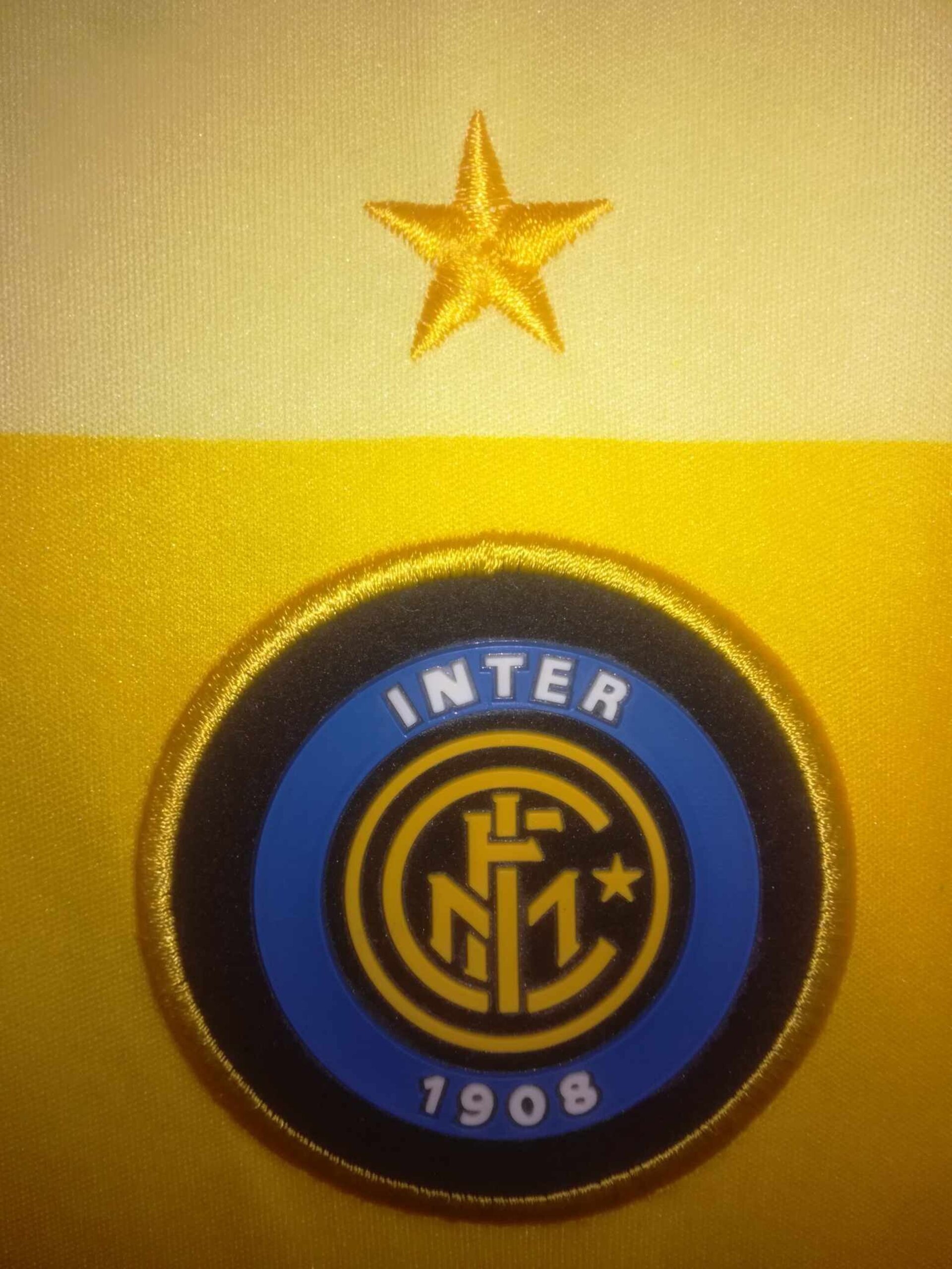 INTER MILAN 2003-2004 away Vieri 32 - 4