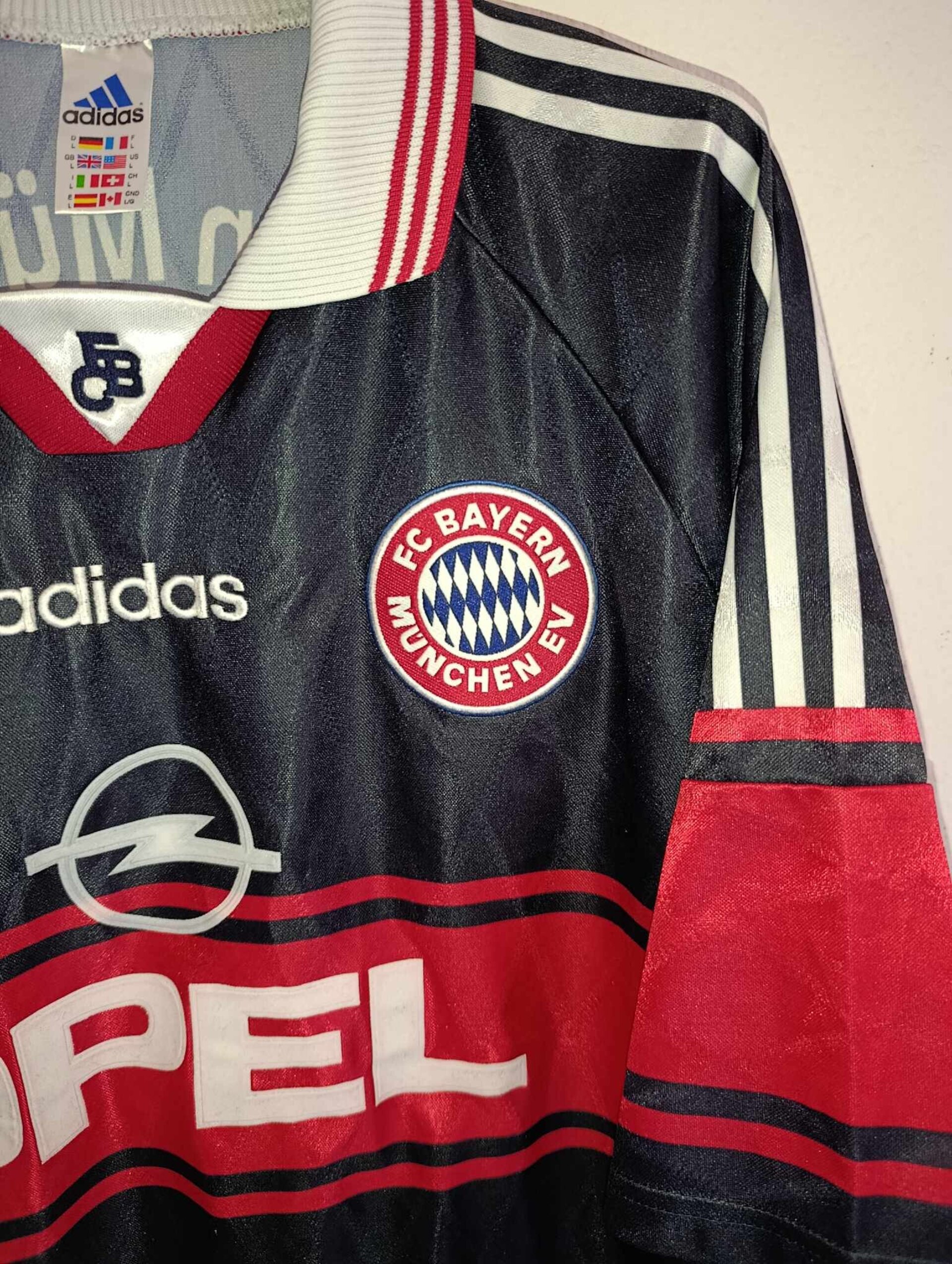BAYERN MUNICH 1997-1999 L - 4