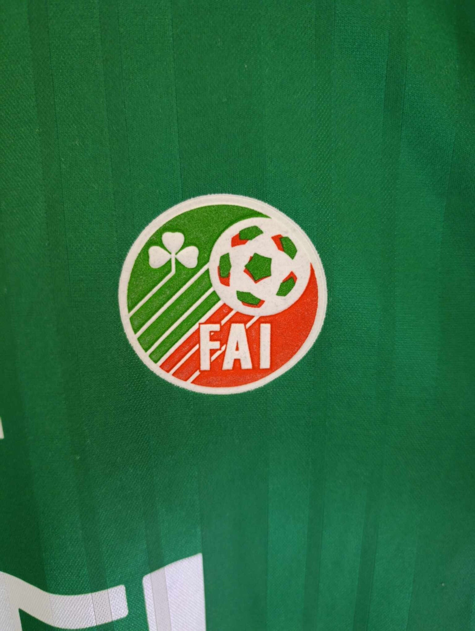 IRELAND 1992-1994 XL - 3