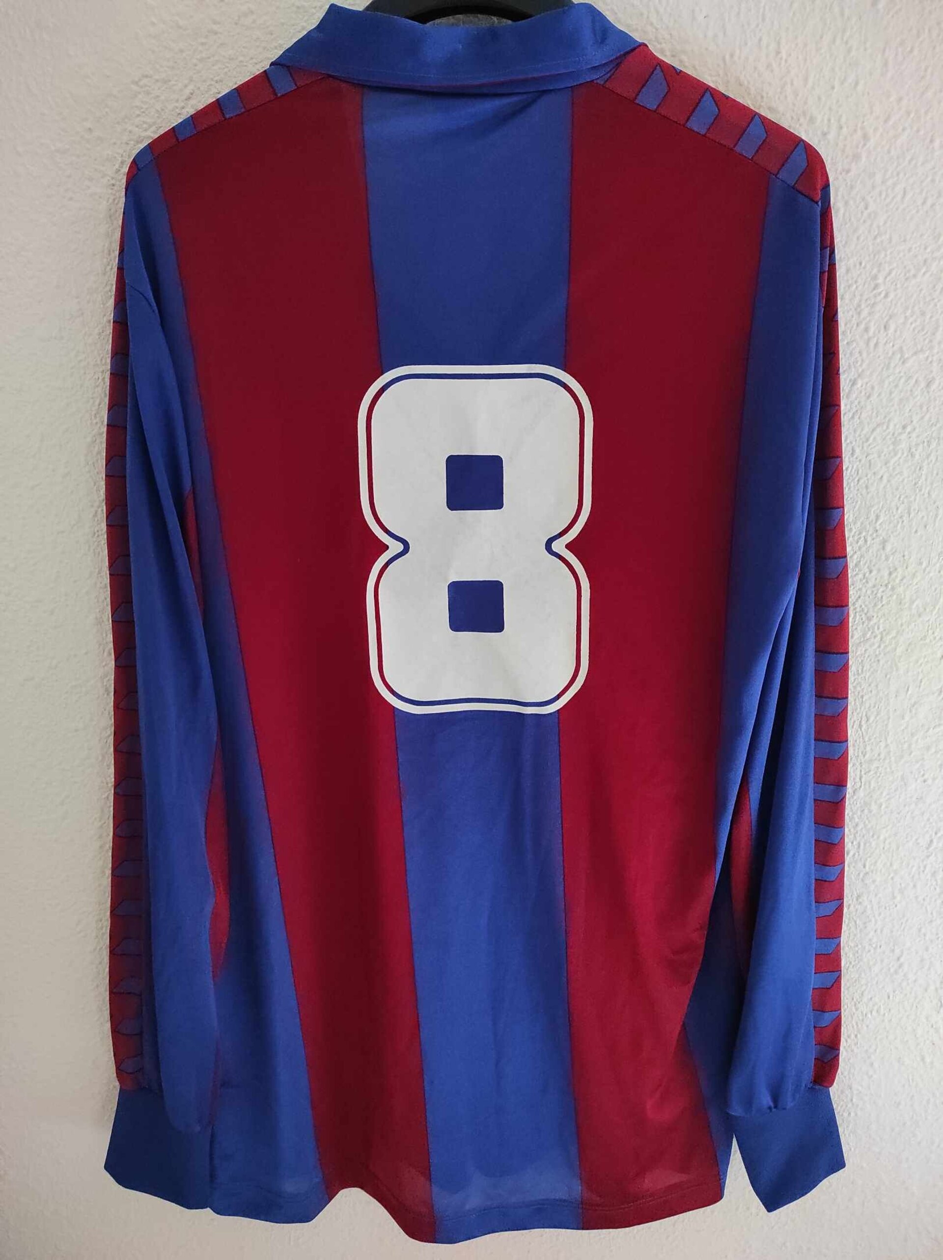 FC BARCELONA 1981-1982 number 8 Size XG - 2