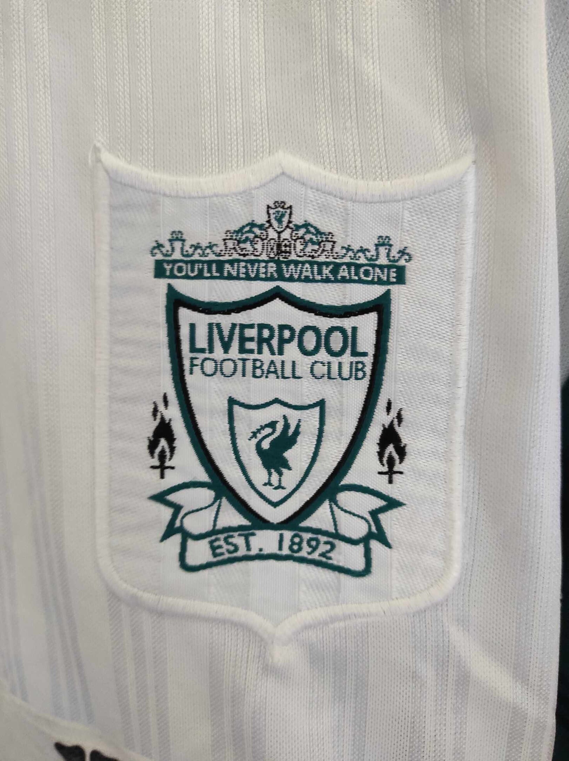 LIVERPOOL 1995-1996 away S - 5