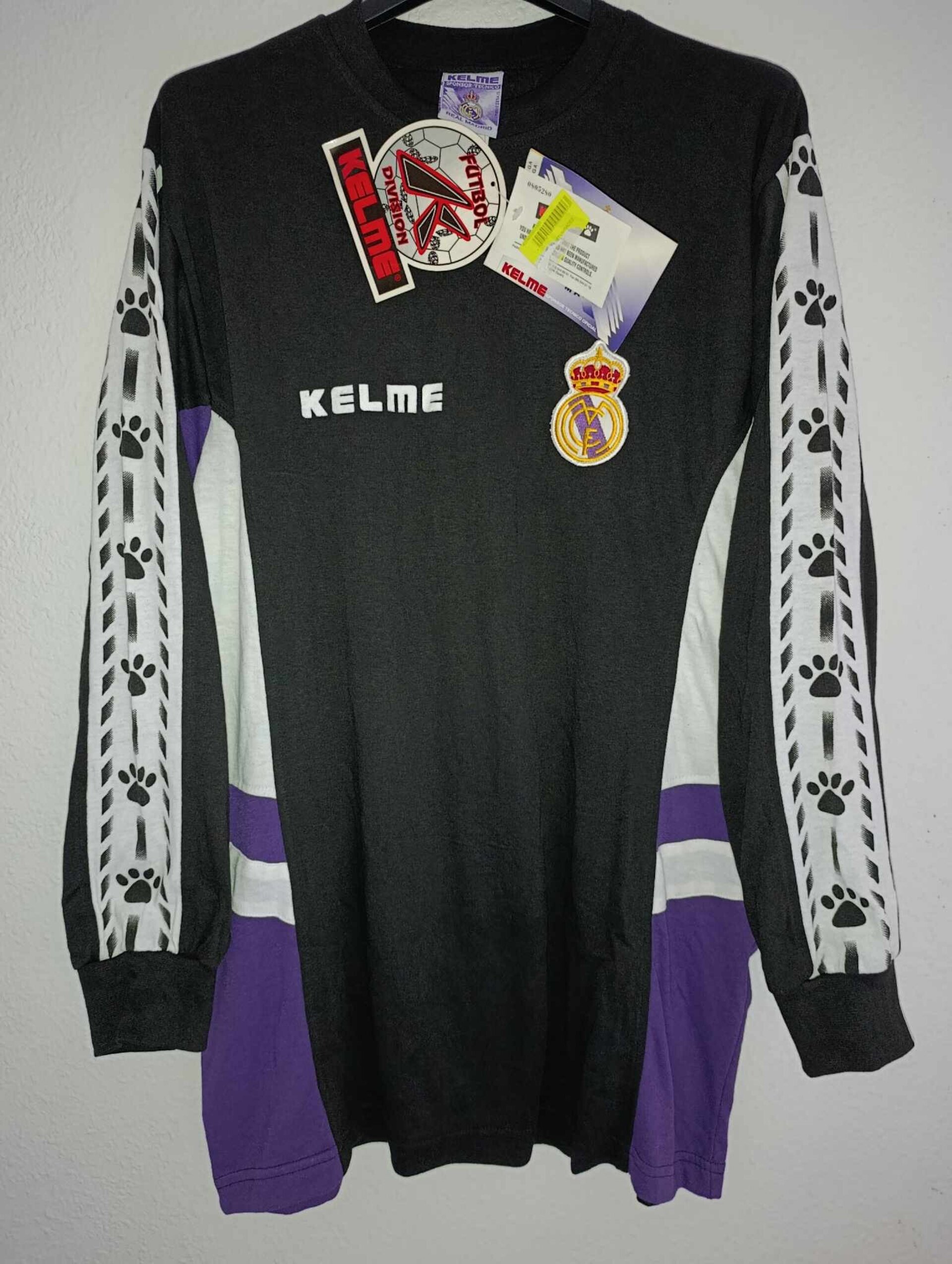 REAL MADRID 1997 Training BNWT S - 1
