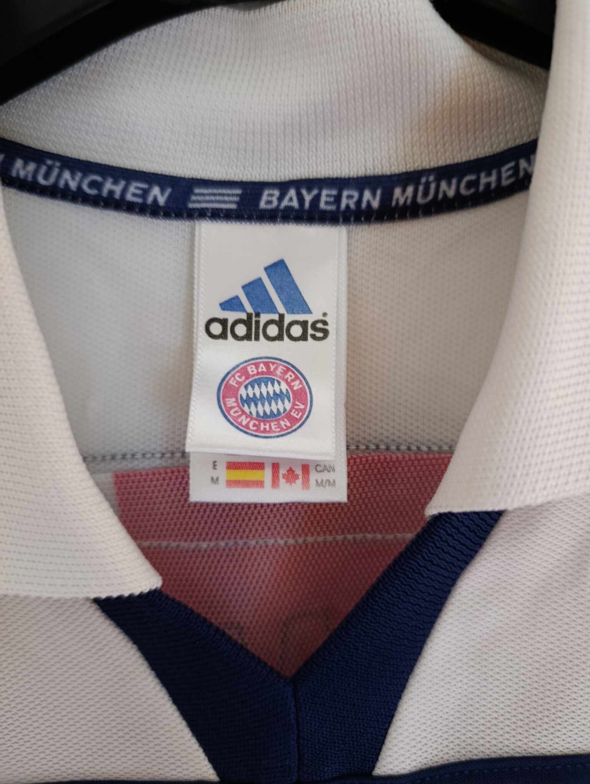 BAYERN MUNICH 2000-2001 M - 2