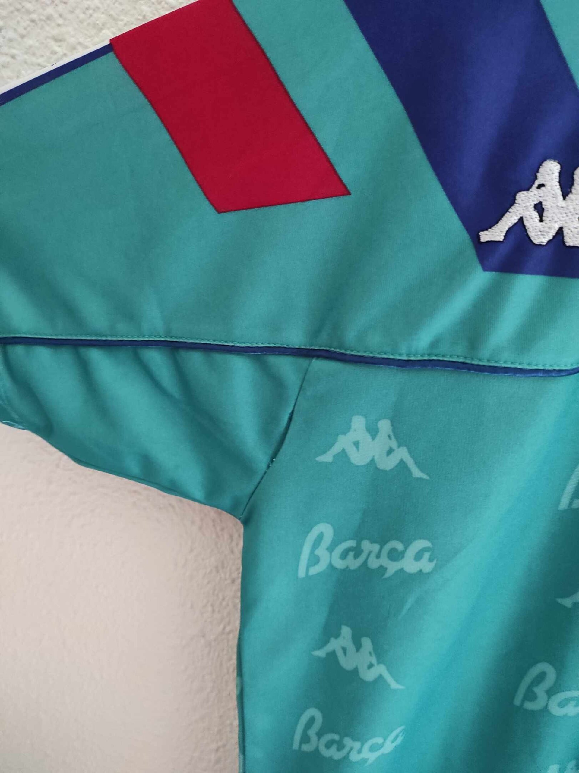 FC BARCELONA 1992-1993 away S - 4