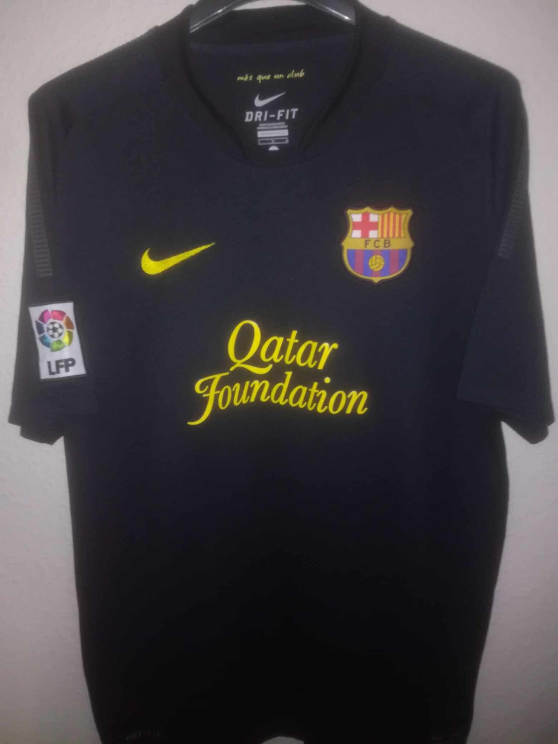 FC BARCELONA 2011-2012 away L - 1