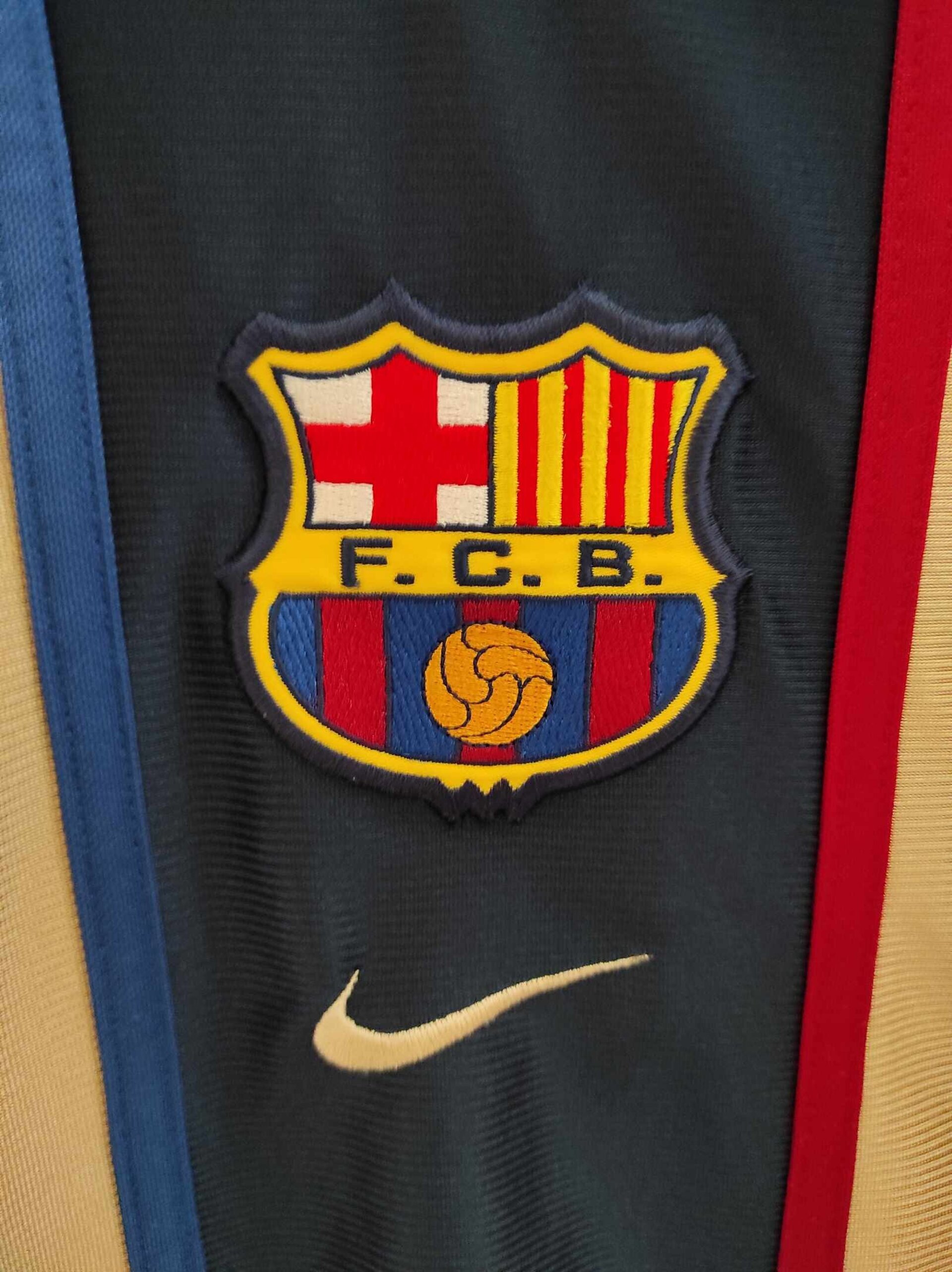 FC BARCELONA 2001-2002 away XL - 4
