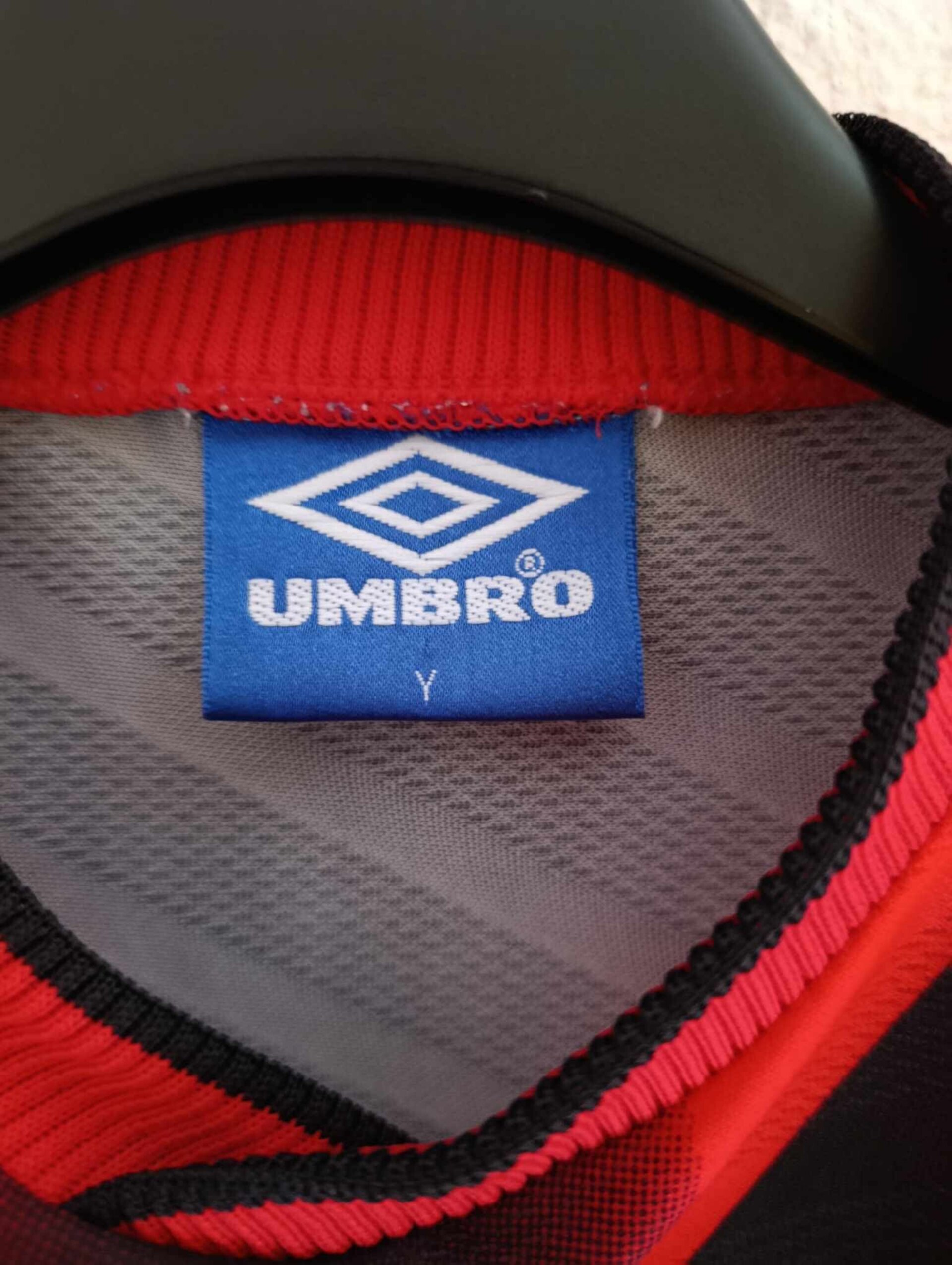 MANCHESTER UNITED 1995 Training Size Y - 2