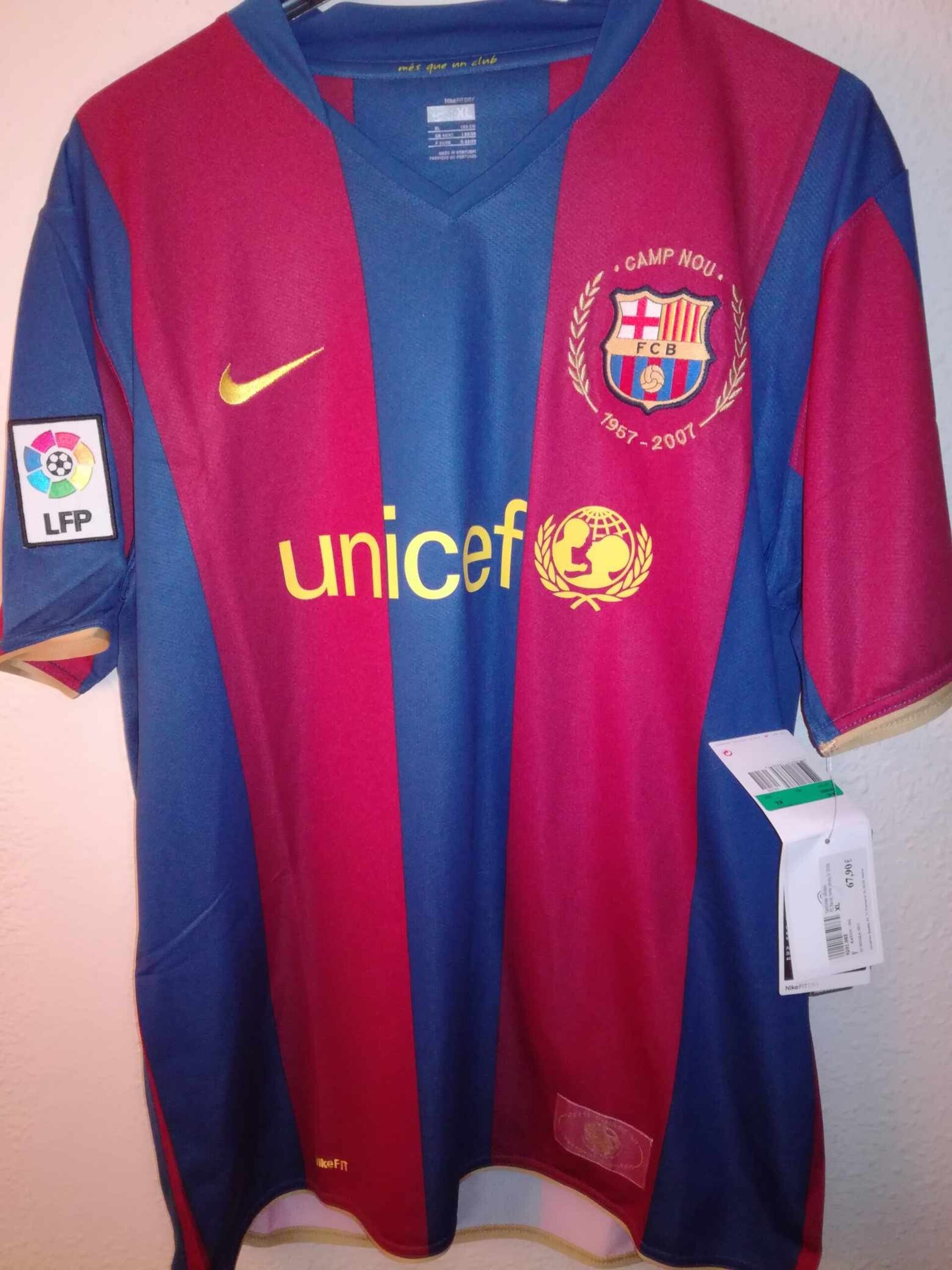 FC BARCELONA 2007-2008 BNWT XL - 1