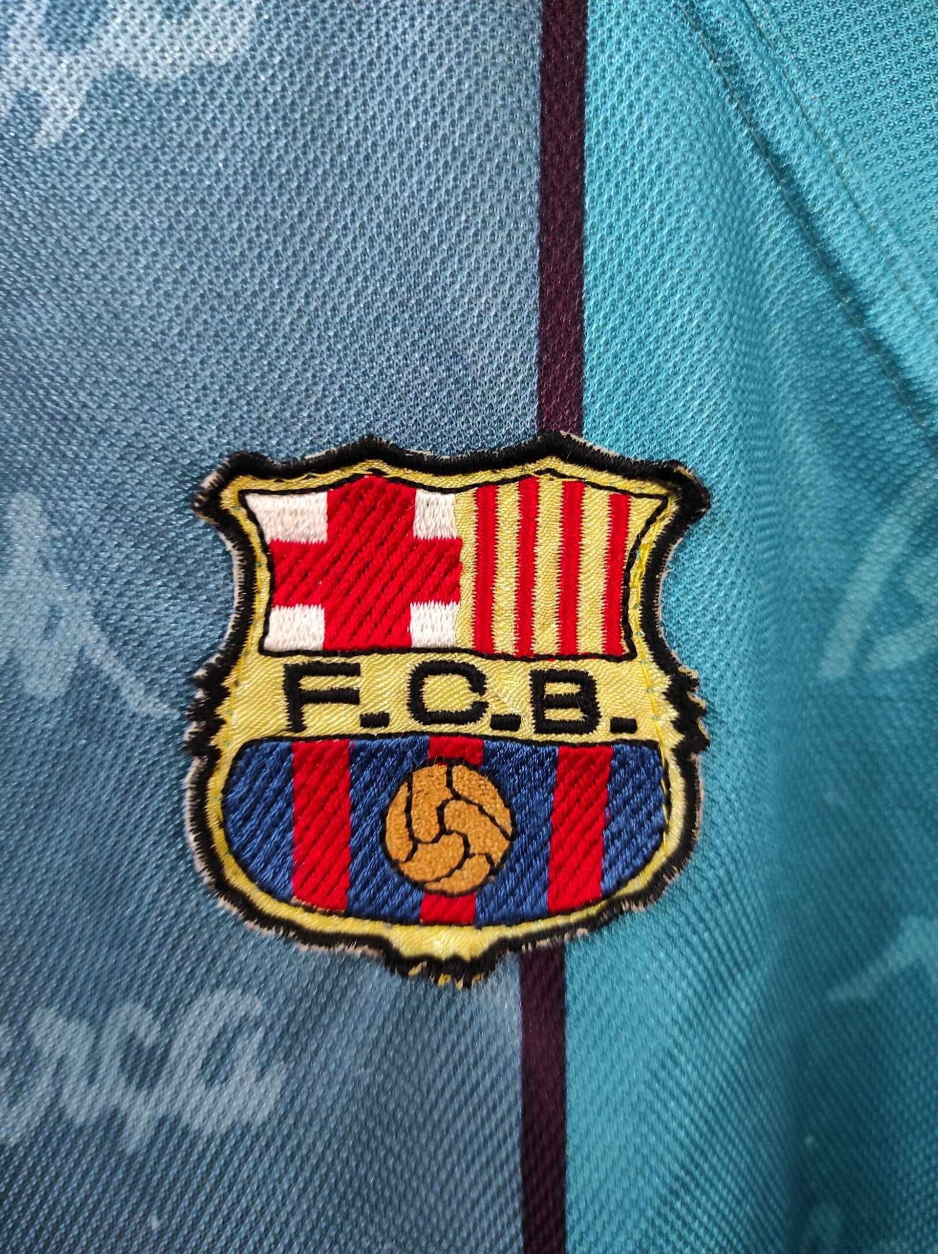 FC BARCELONA 1995-1996 away YL - 4