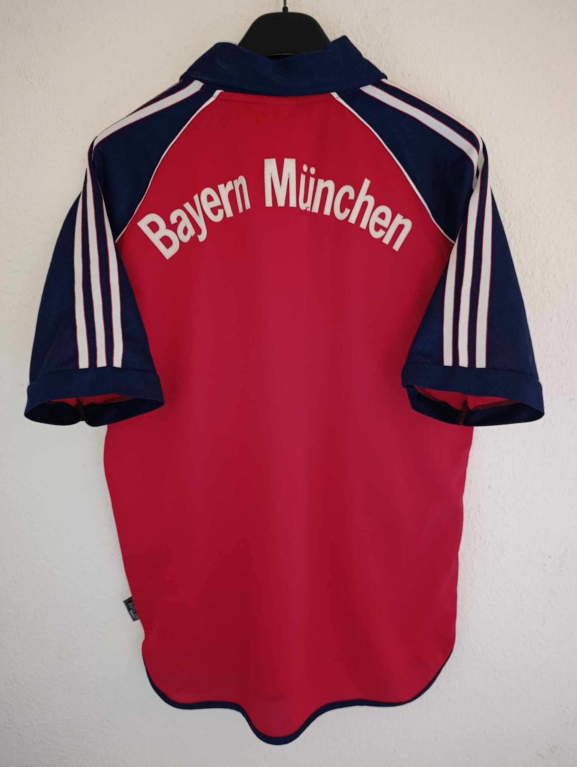 BAYERN MUNICH 1998-1999 S - 10
